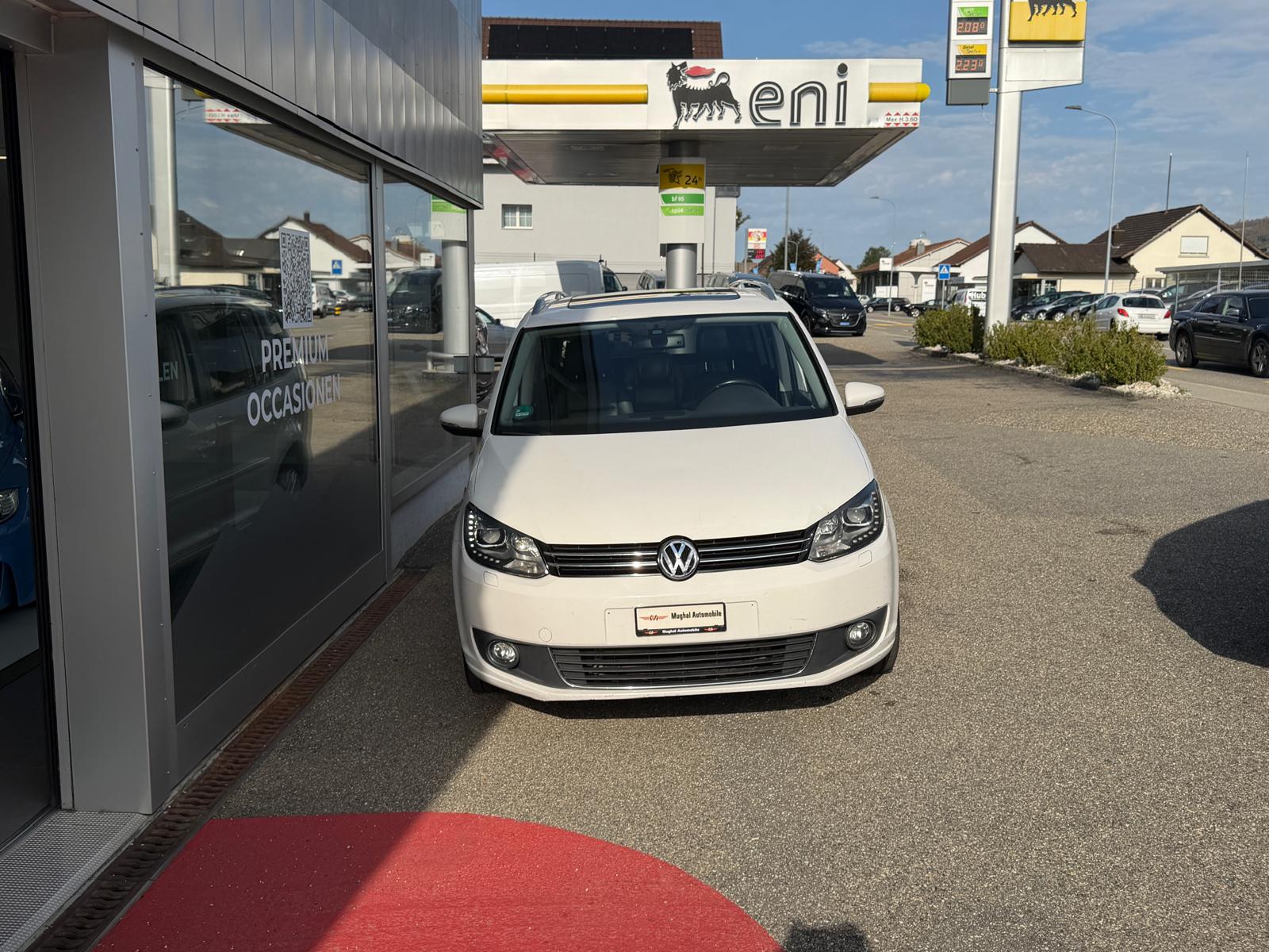 VW Touran 1.6 TDI BlueMotion Technology Highline DSG-image-1