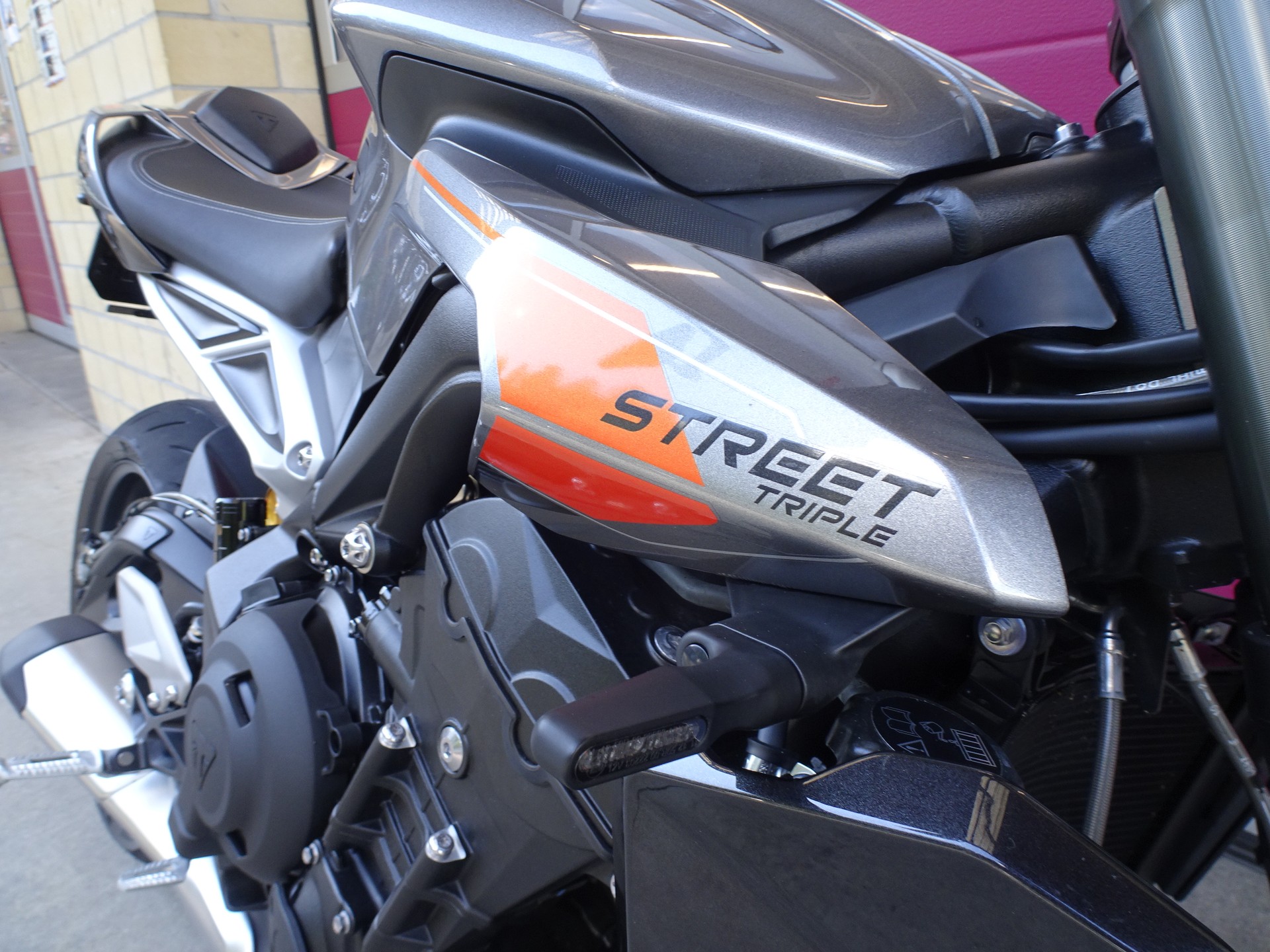 TRIUMPH Street Triple RS 765-image-13