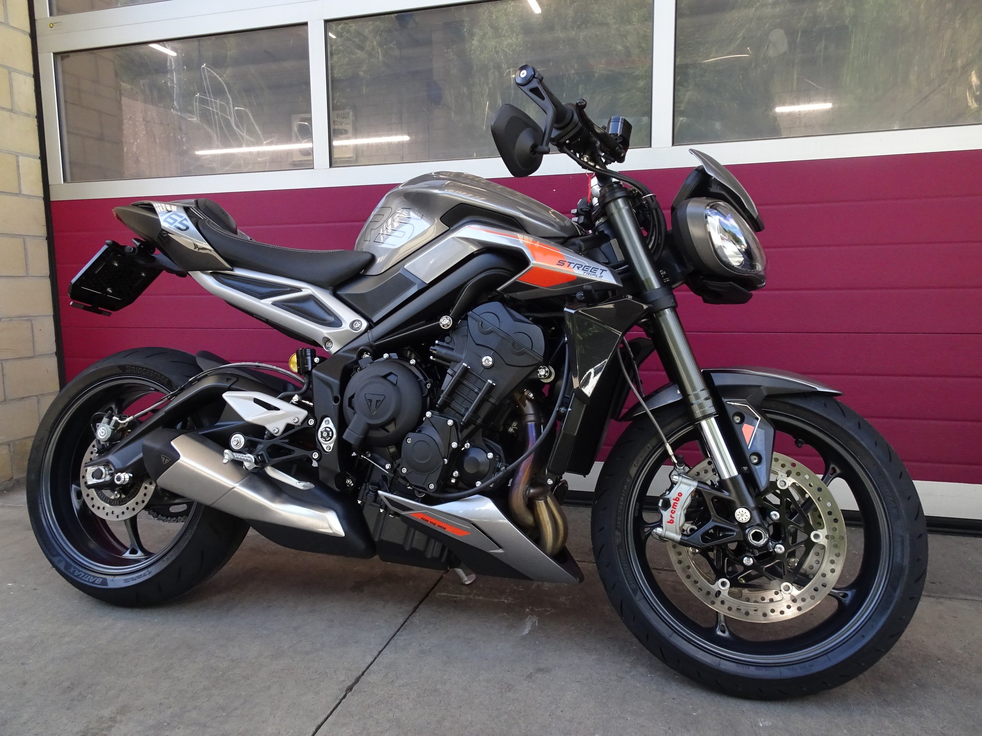 TRIUMPH Street Triple RS 765-image-10