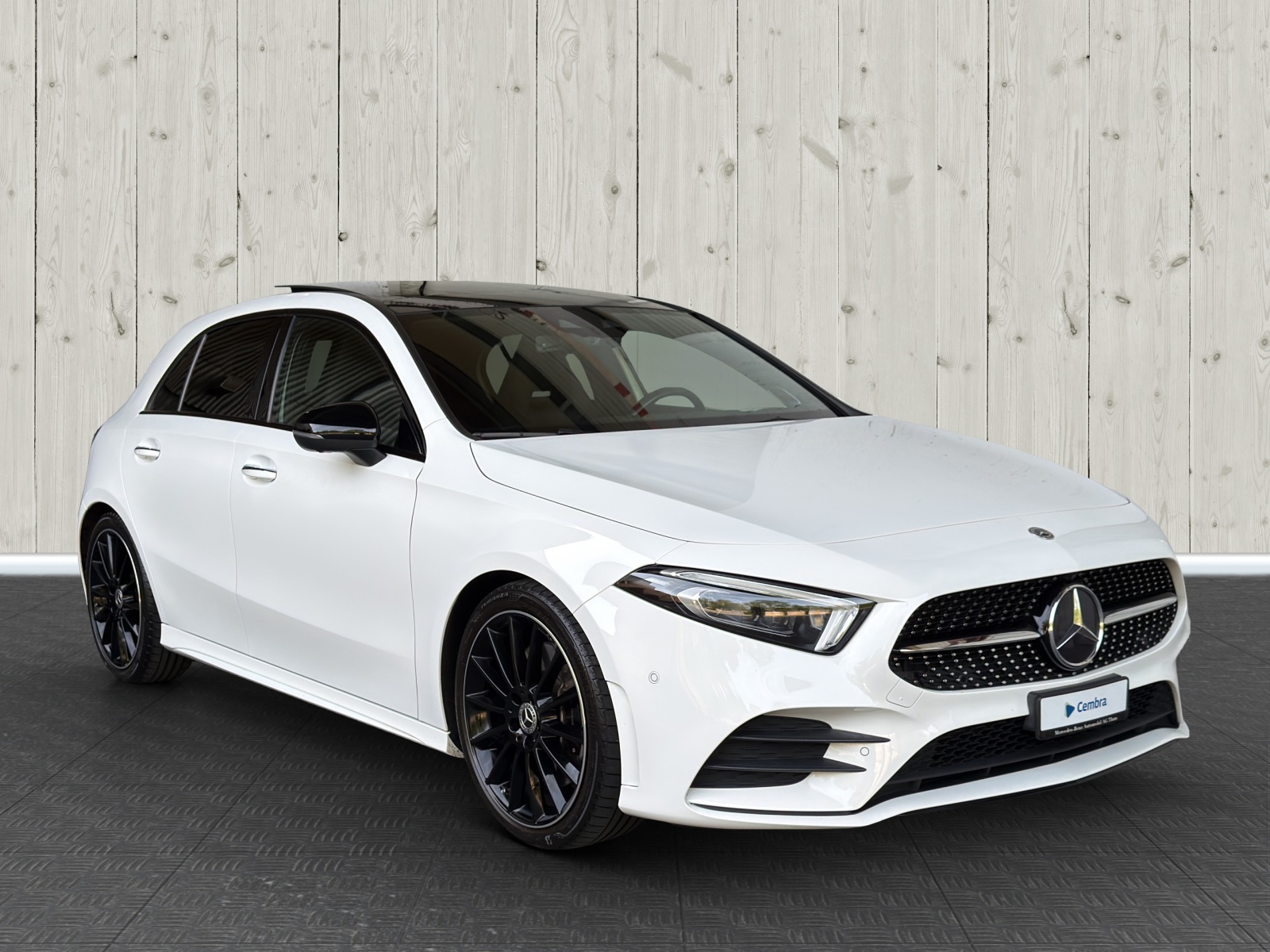 MERCEDES-BENZ A 250 AMG Line 7G-DCT