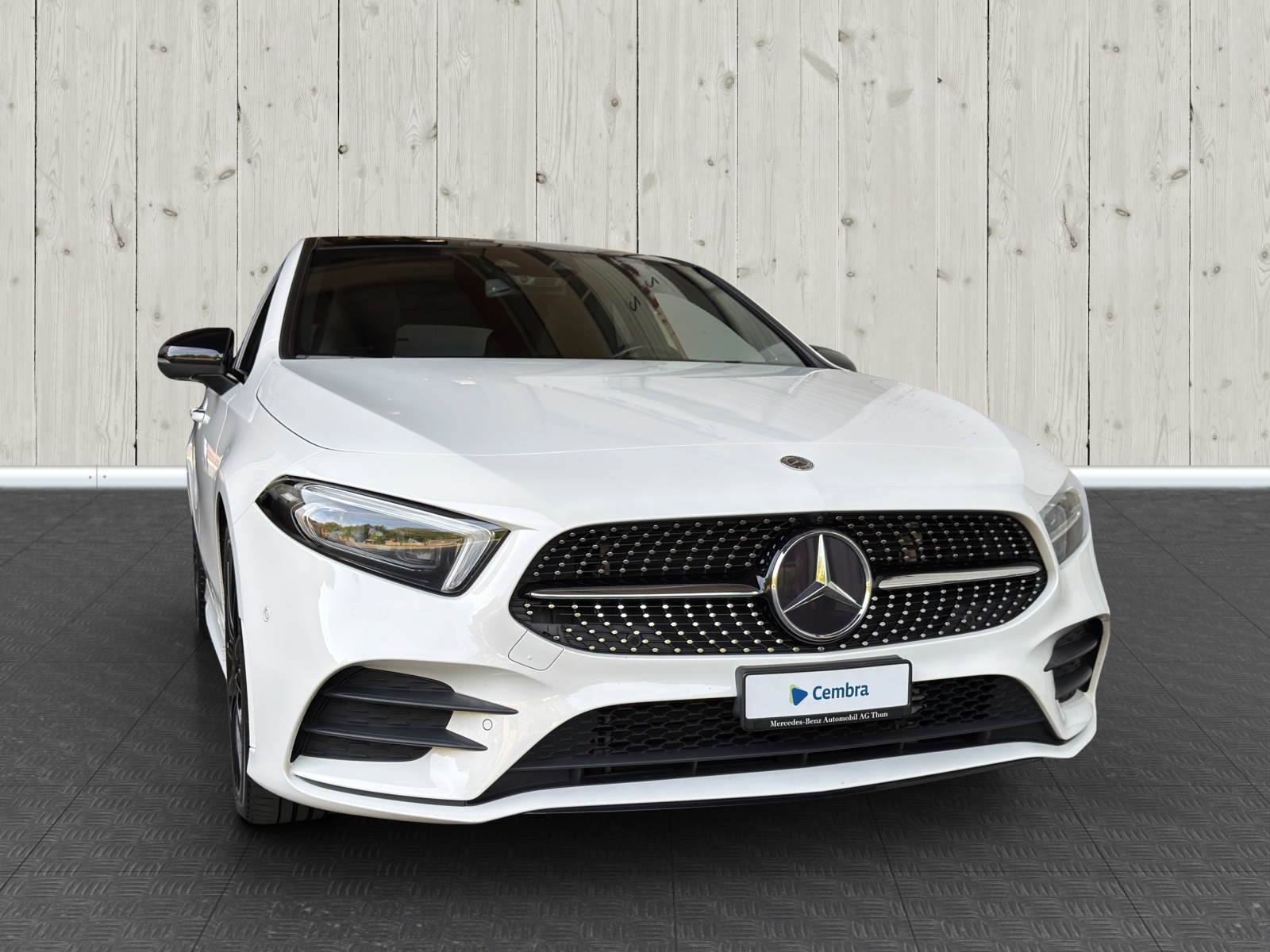 MERCEDES-BENZ A 250 AMG Line 7G-DCT-image-1