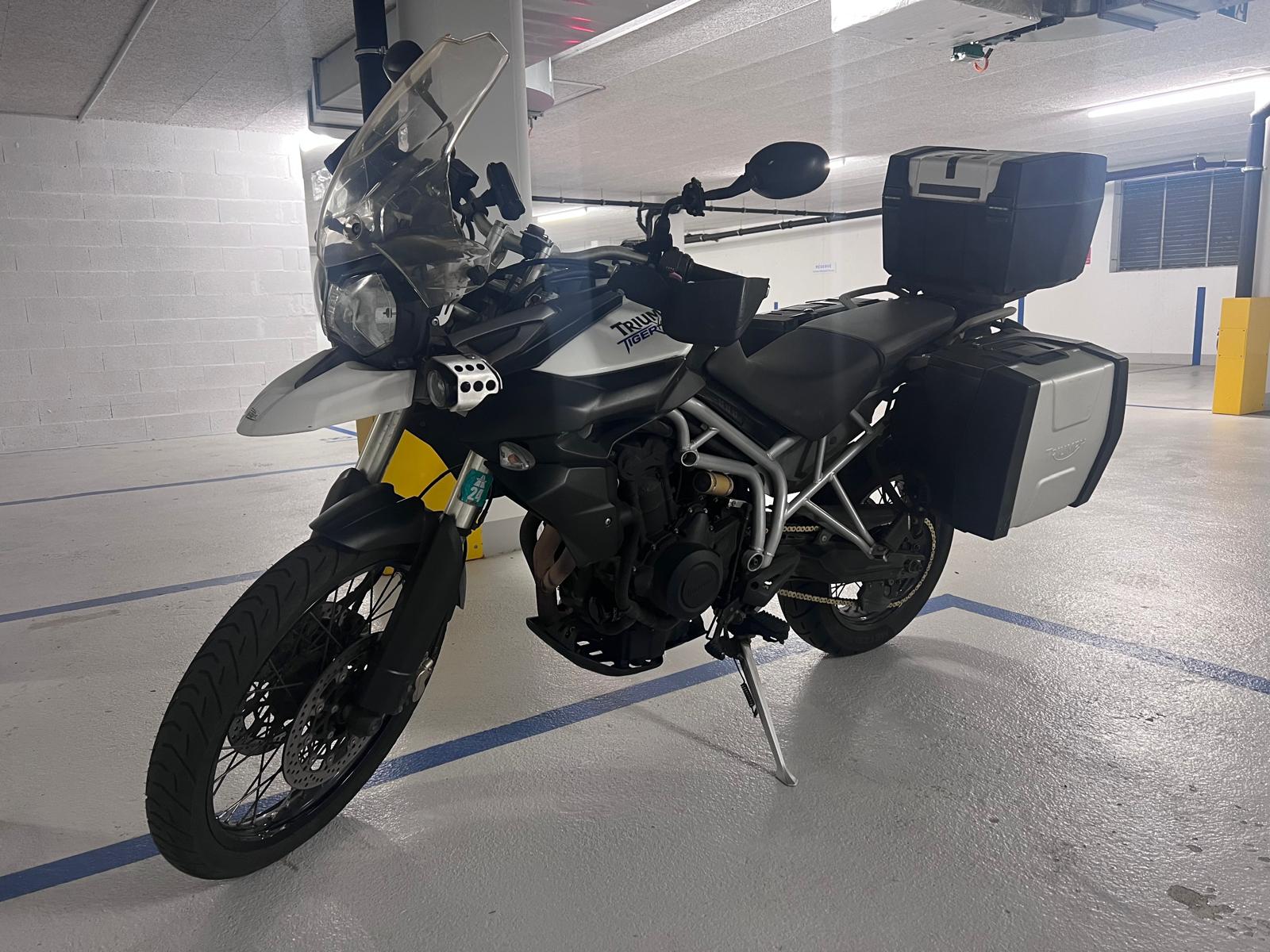 TRIUMPH Tiger 800 XC-image-1