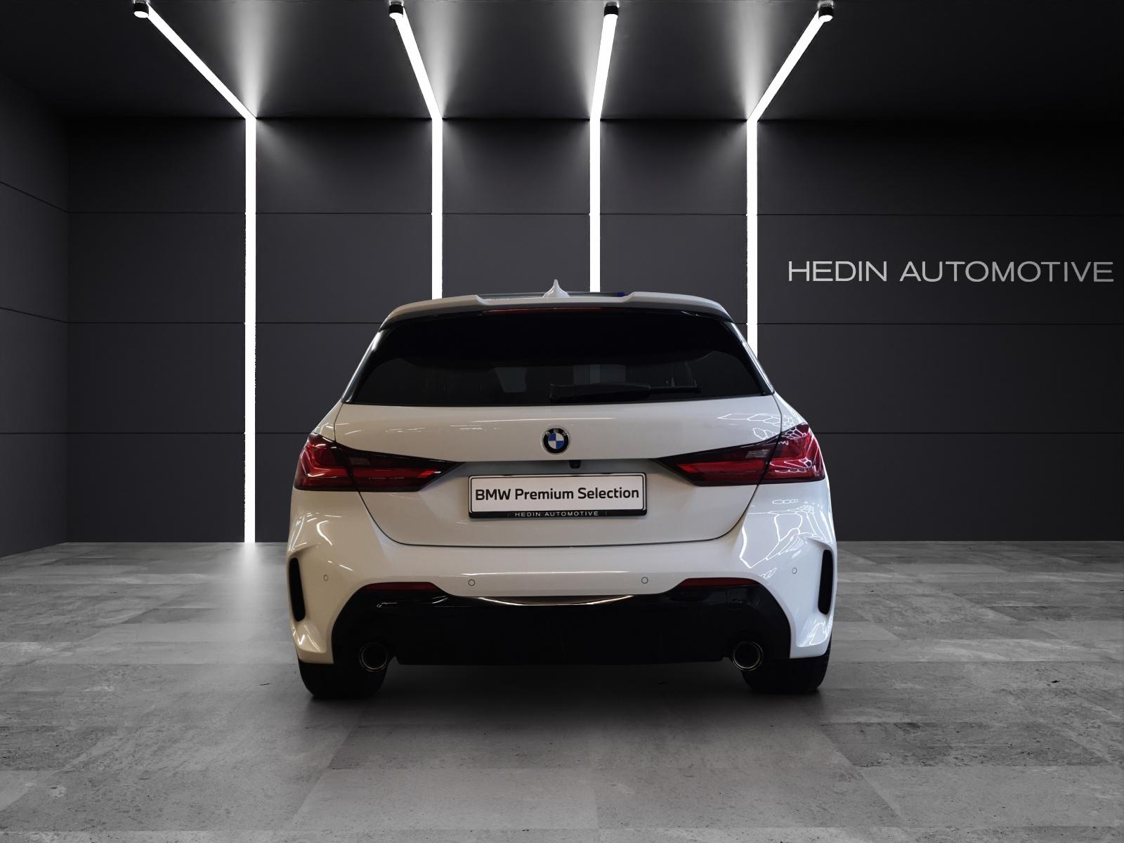 BMW 1er Reihe 120d xDrive-showroom-element-3