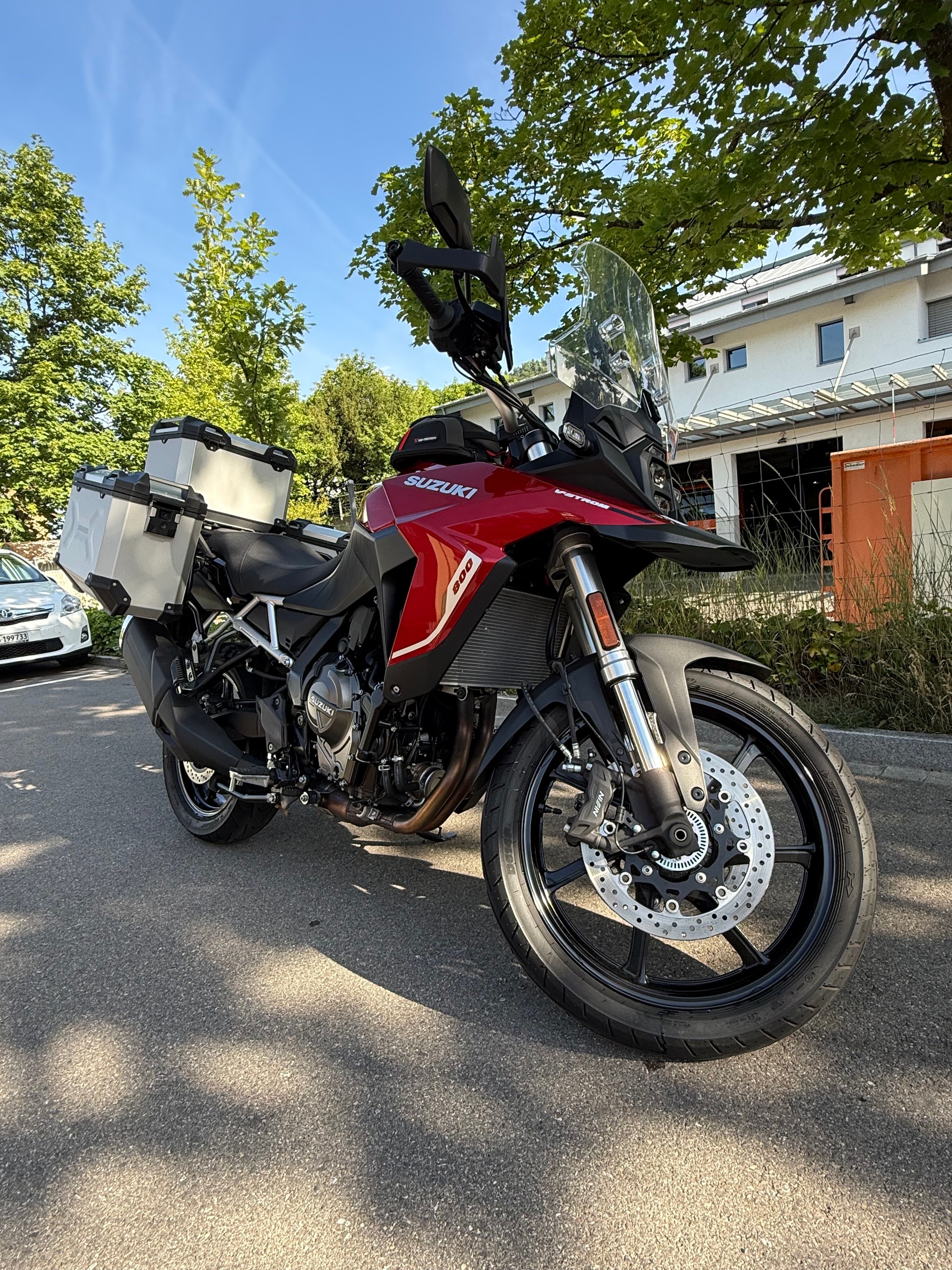 SUZUKI DL 800 Adventure-image-1