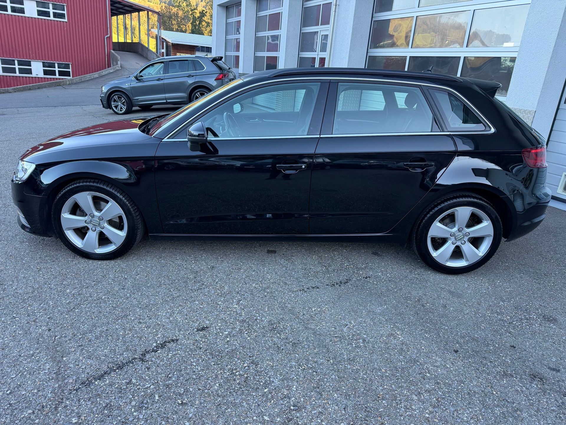 AUDI A3 Sportback 1.4 TFSI Ambition S-tronic-showroom-element-1
