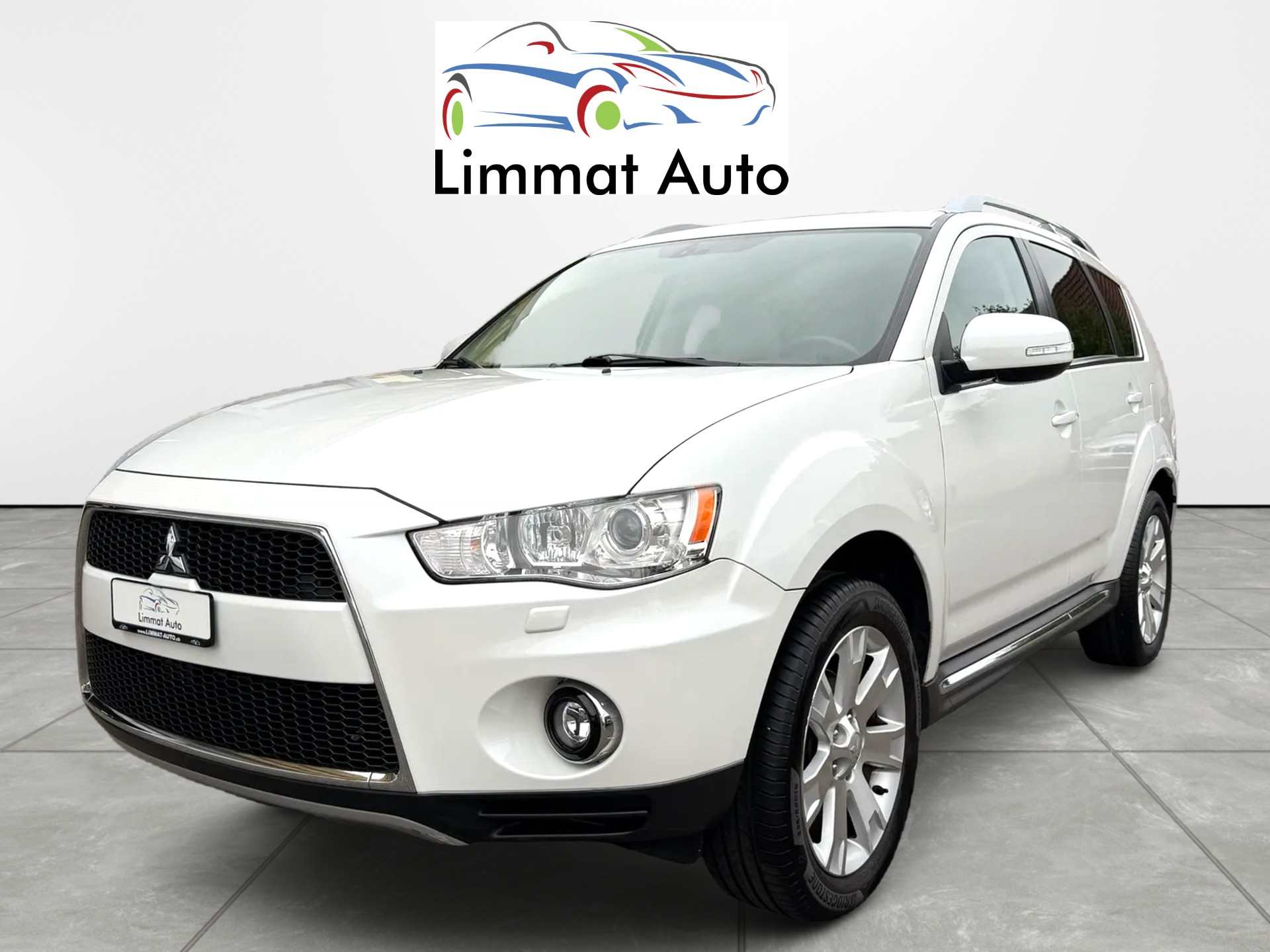 MITSUBISHI Outlander 2.2 DID Instyle 4WD TC-SST