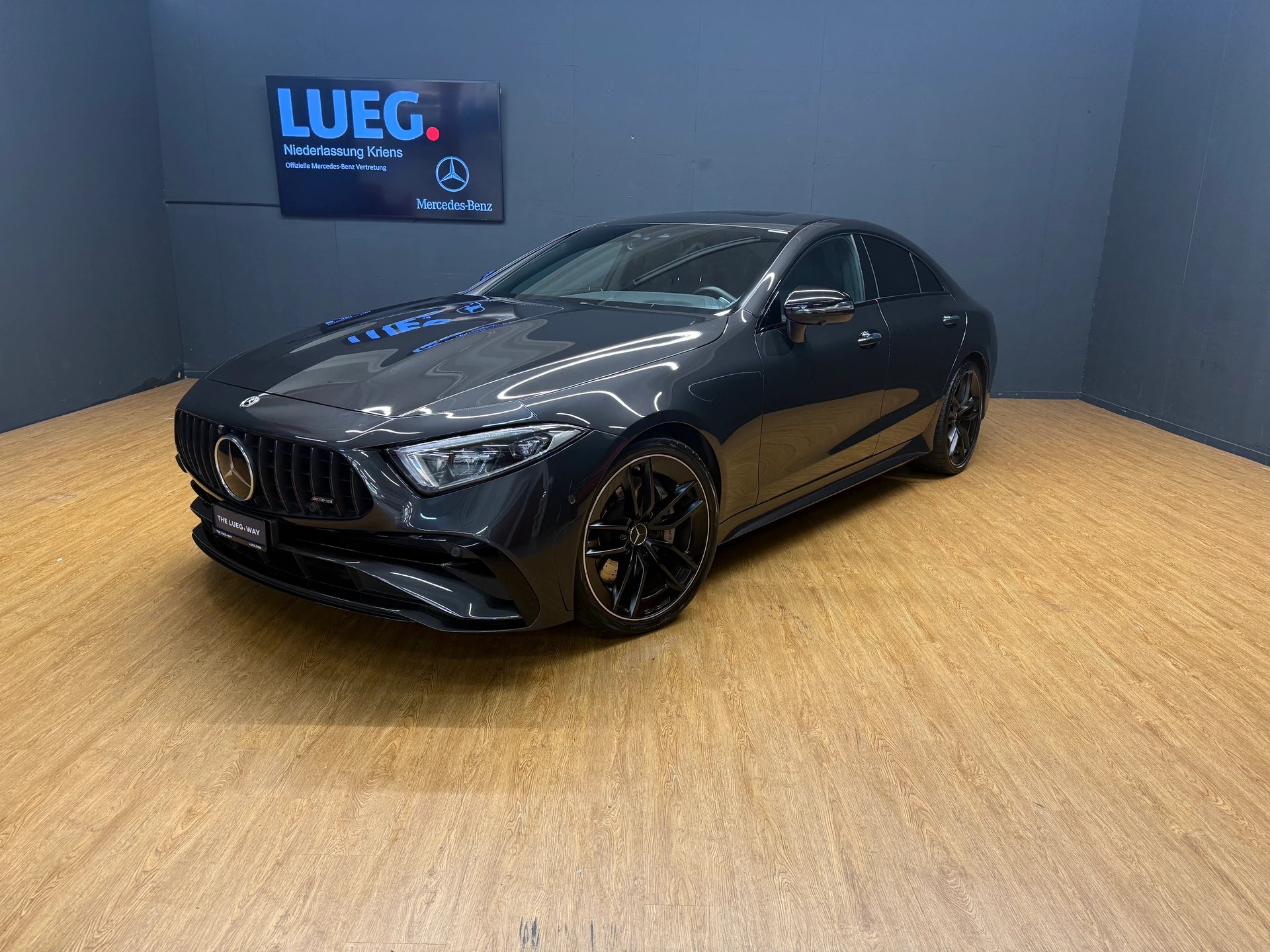 MERCEDES-BENZ CLS 53 4M+ AMG / DISTRONIC / 360 Grad Kamera