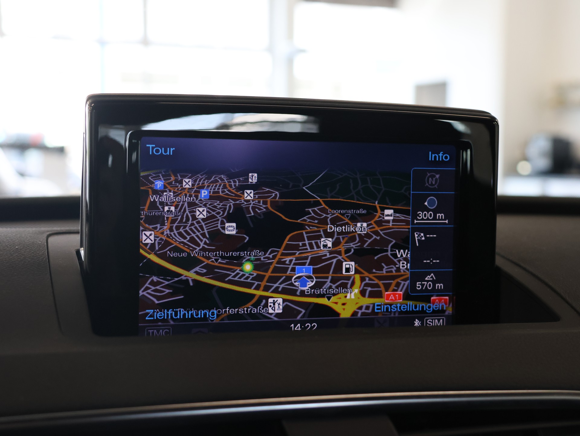 AUDI RS Q3 2.5 TFSI performance quattro S-tronic-image-18