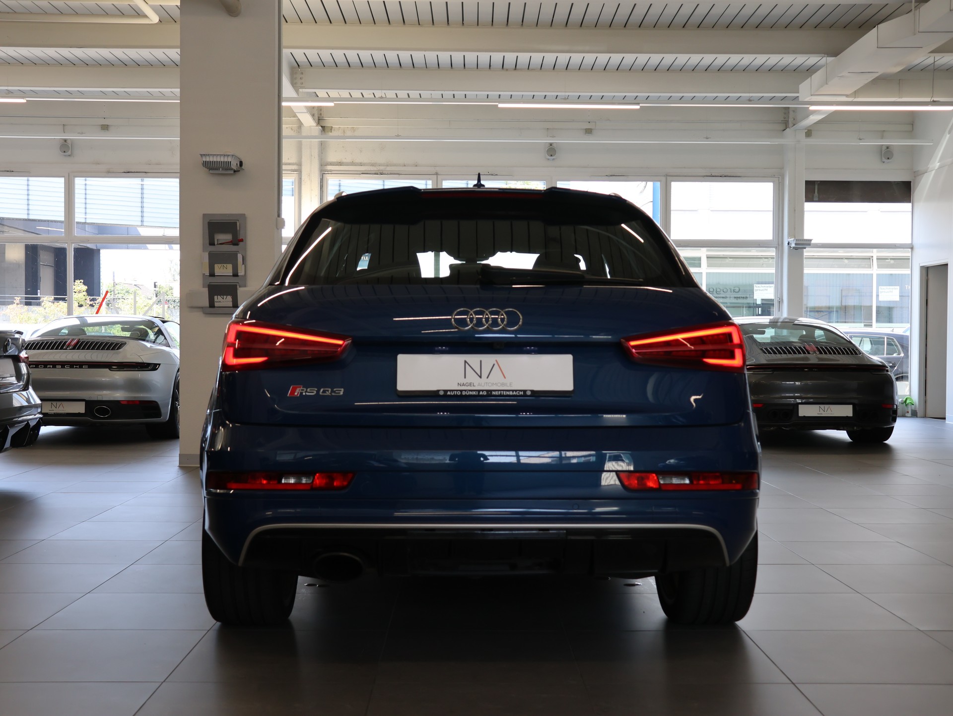 AUDI RS Q3 2.5 TFSI performance quattro S-tronic-image-4