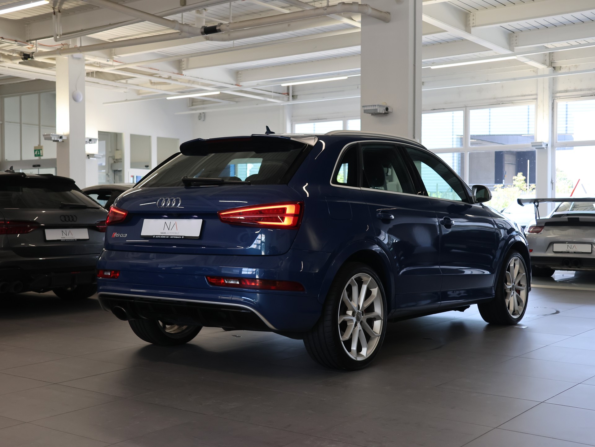 AUDI RS Q3 2.5 TFSI performance quattro S-tronic-image-5