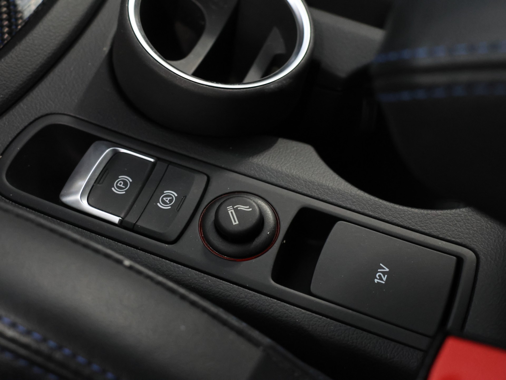 AUDI RS Q3 2.5 TFSI performance quattro S-tronic-image-31