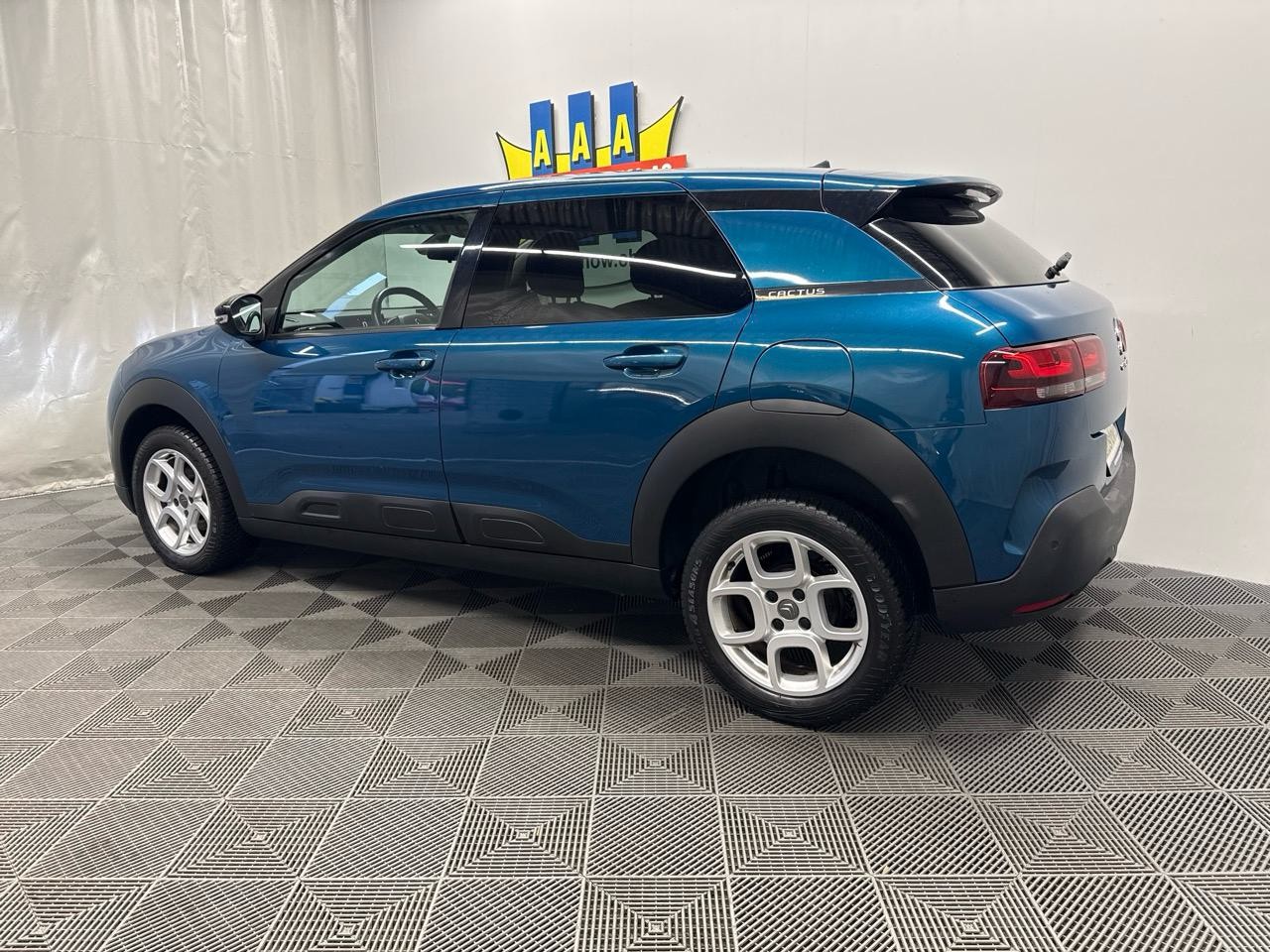 CITROEN C4 Cactus 1.2 Pure Tech Feel-showroom-element-1