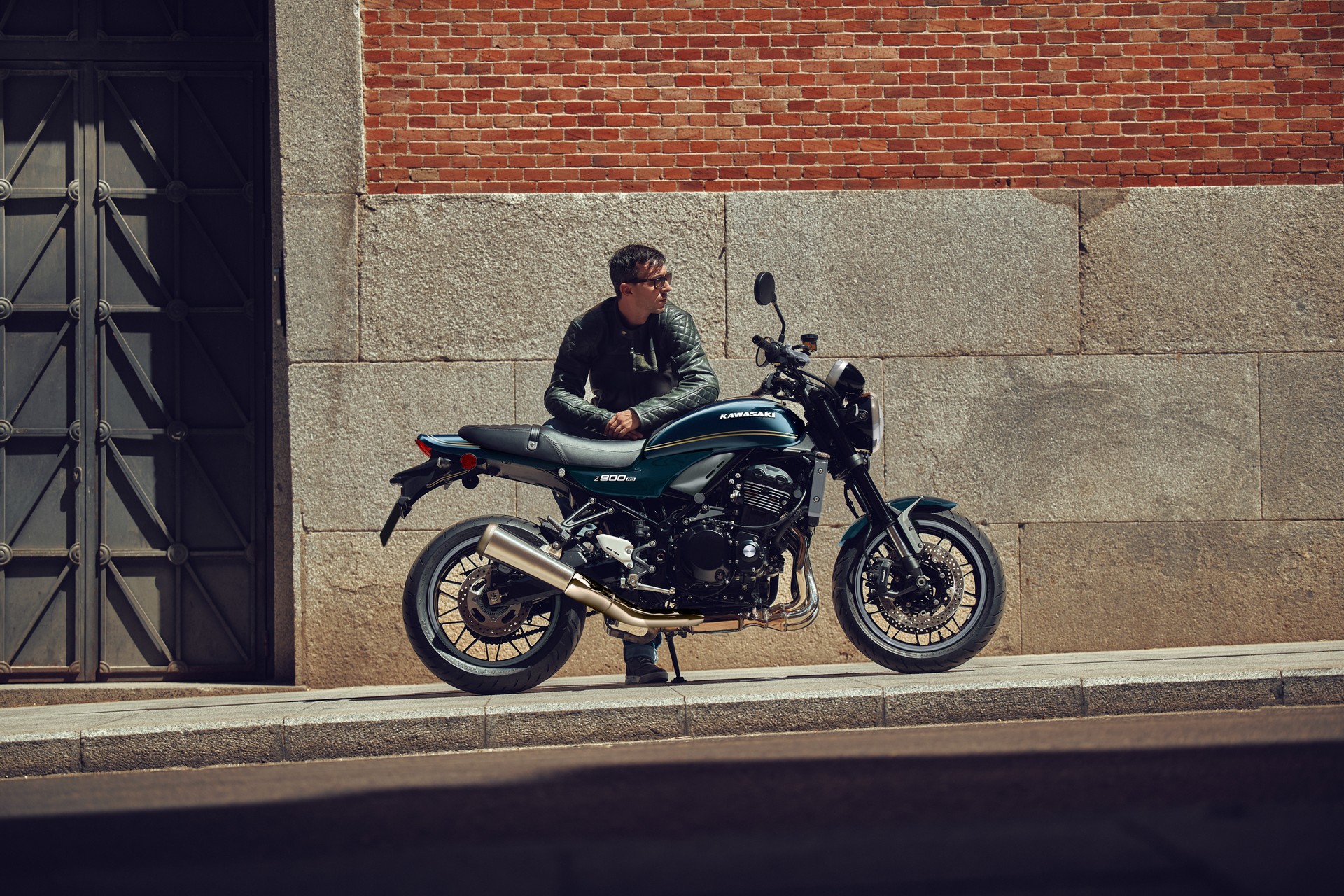 KAWASAKI Z 900 RS MY27-image-5