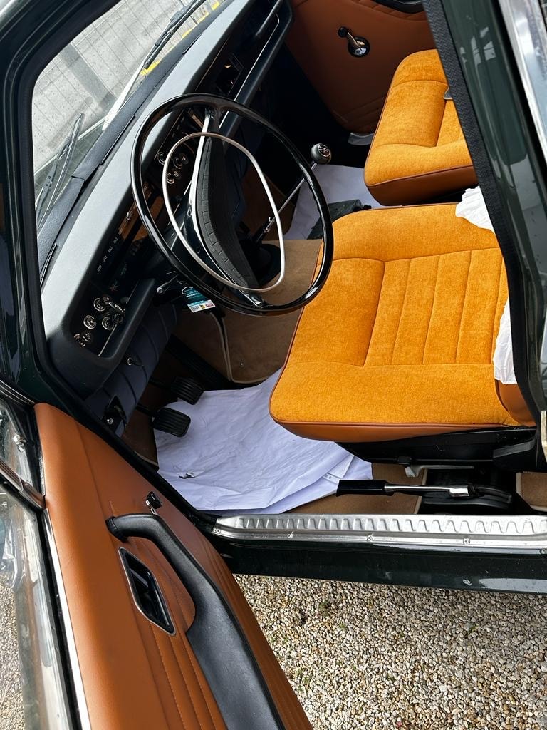VOLVO 144-image-9