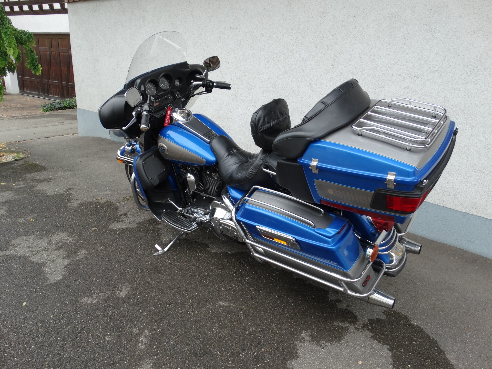 HARLEY-DAVIDSON FLHTCUI Electra Glide Ultra Classic-image-3