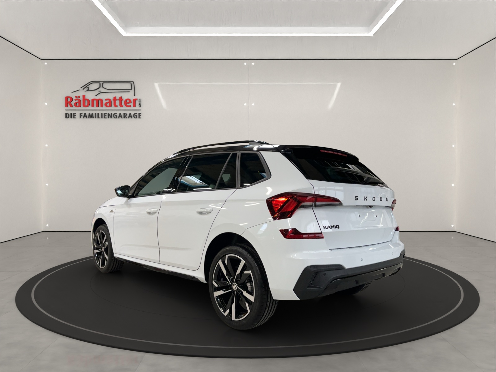 SKODA Kamiq 1.5 TSI Monte Carlo DSG-showroom-element-1