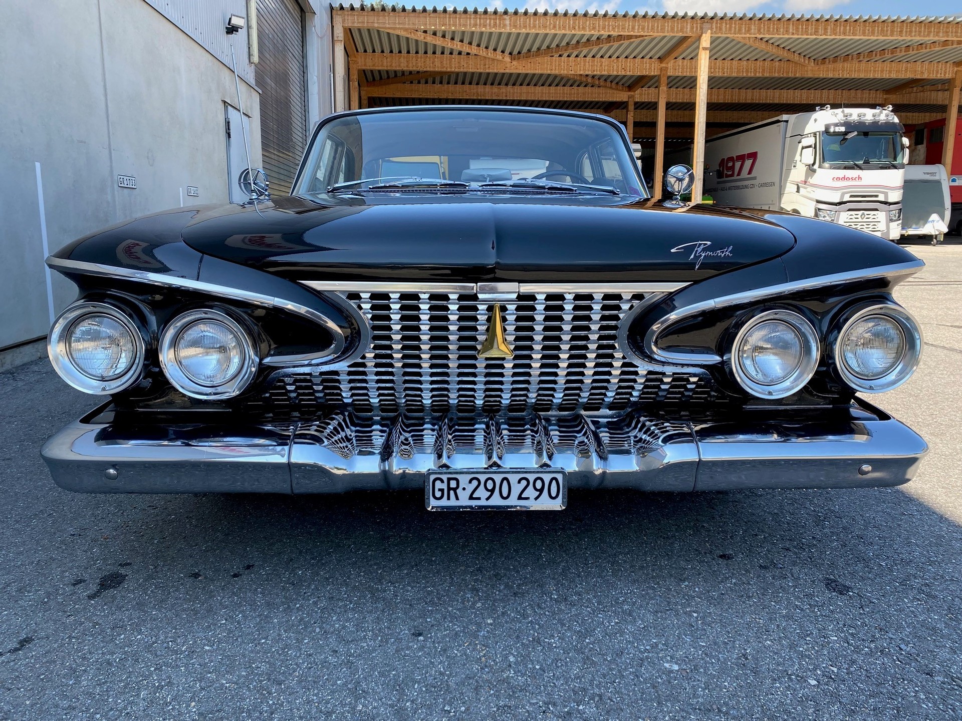 PLYMOUTH Savoy-image-3