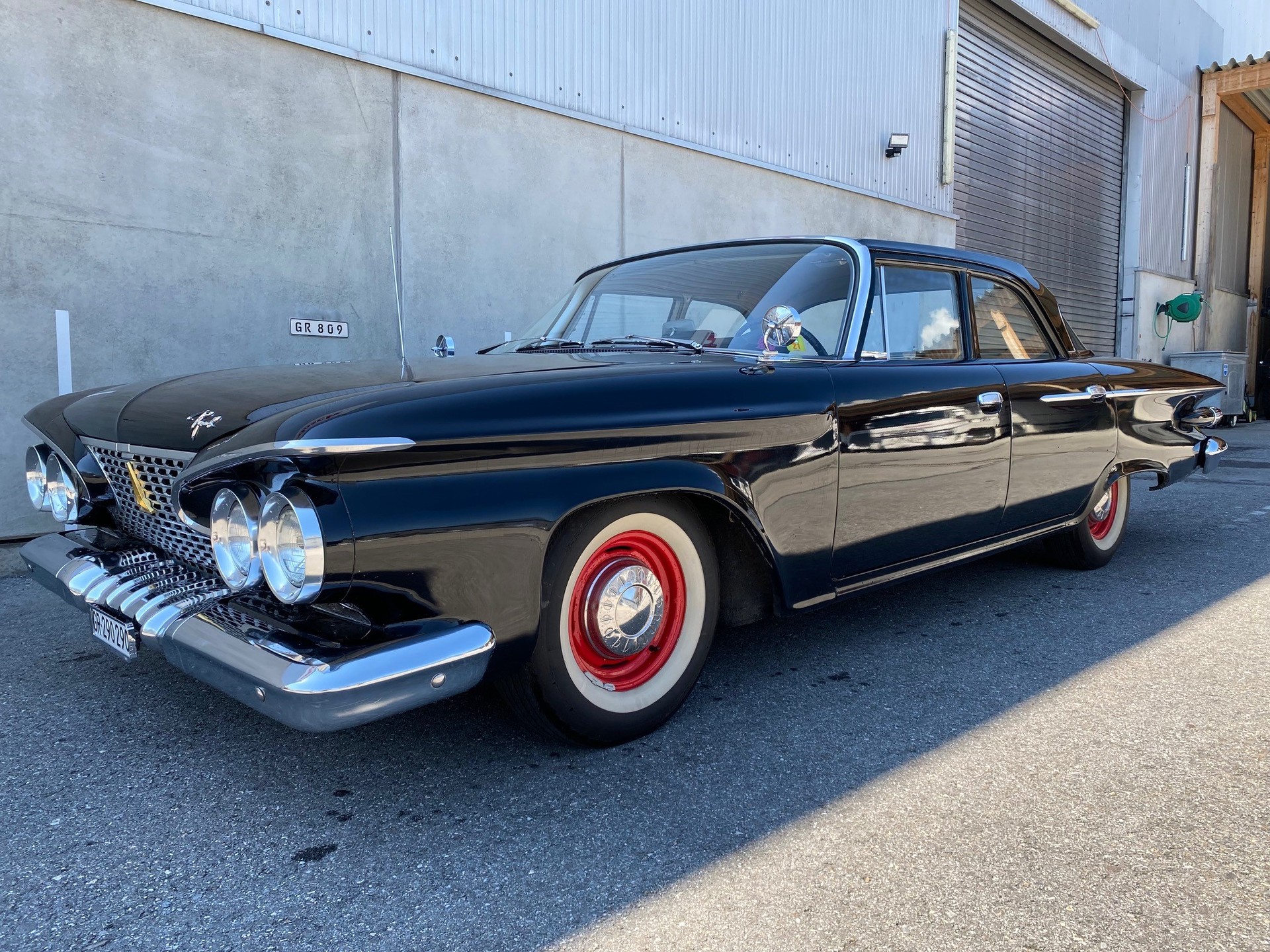 PLYMOUTH Savoy-image-2