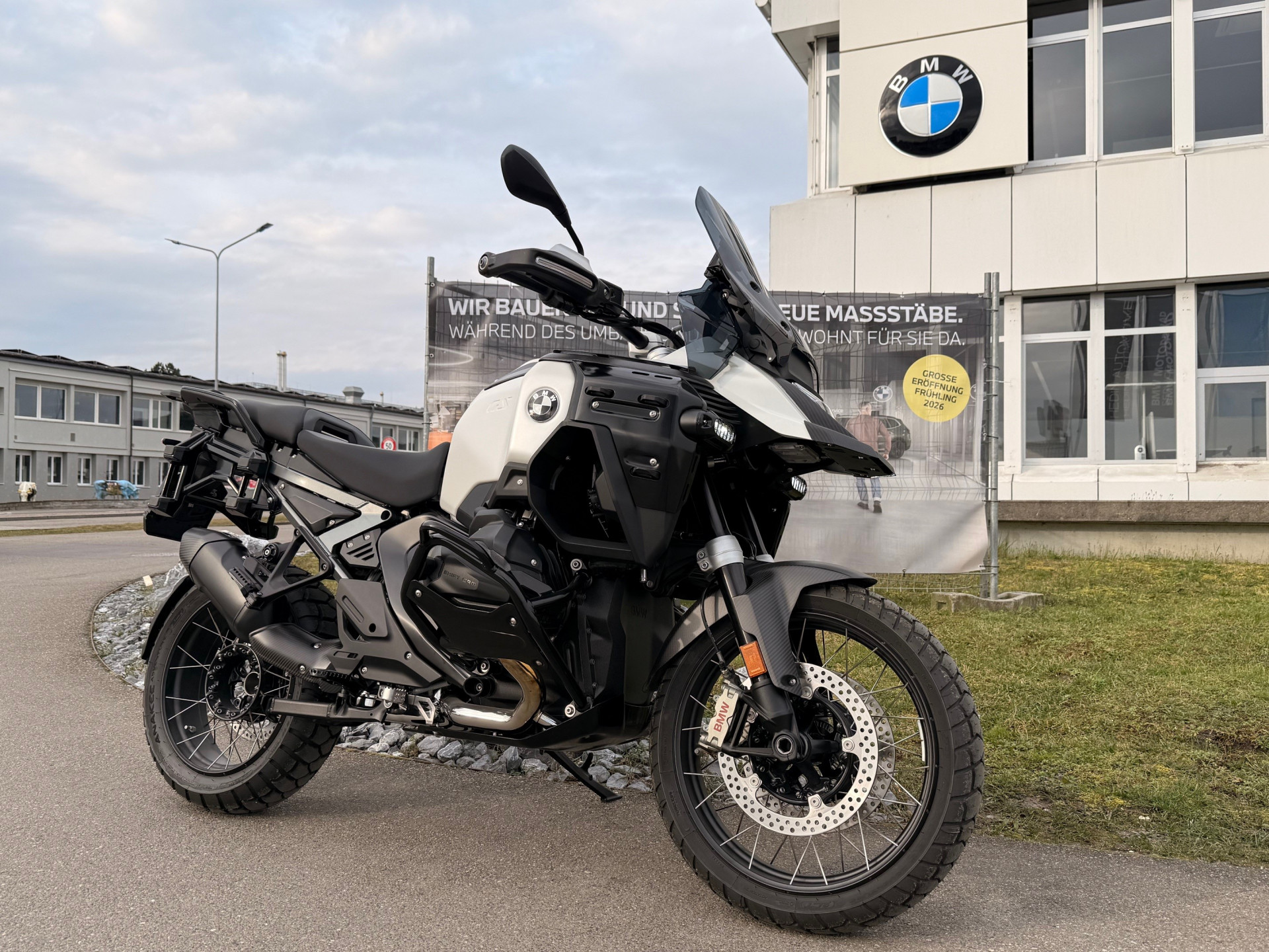 BMW R 1300 GS Adventure HEDIN CUSTOMS "white Rino" -Boxer Deal-image-2