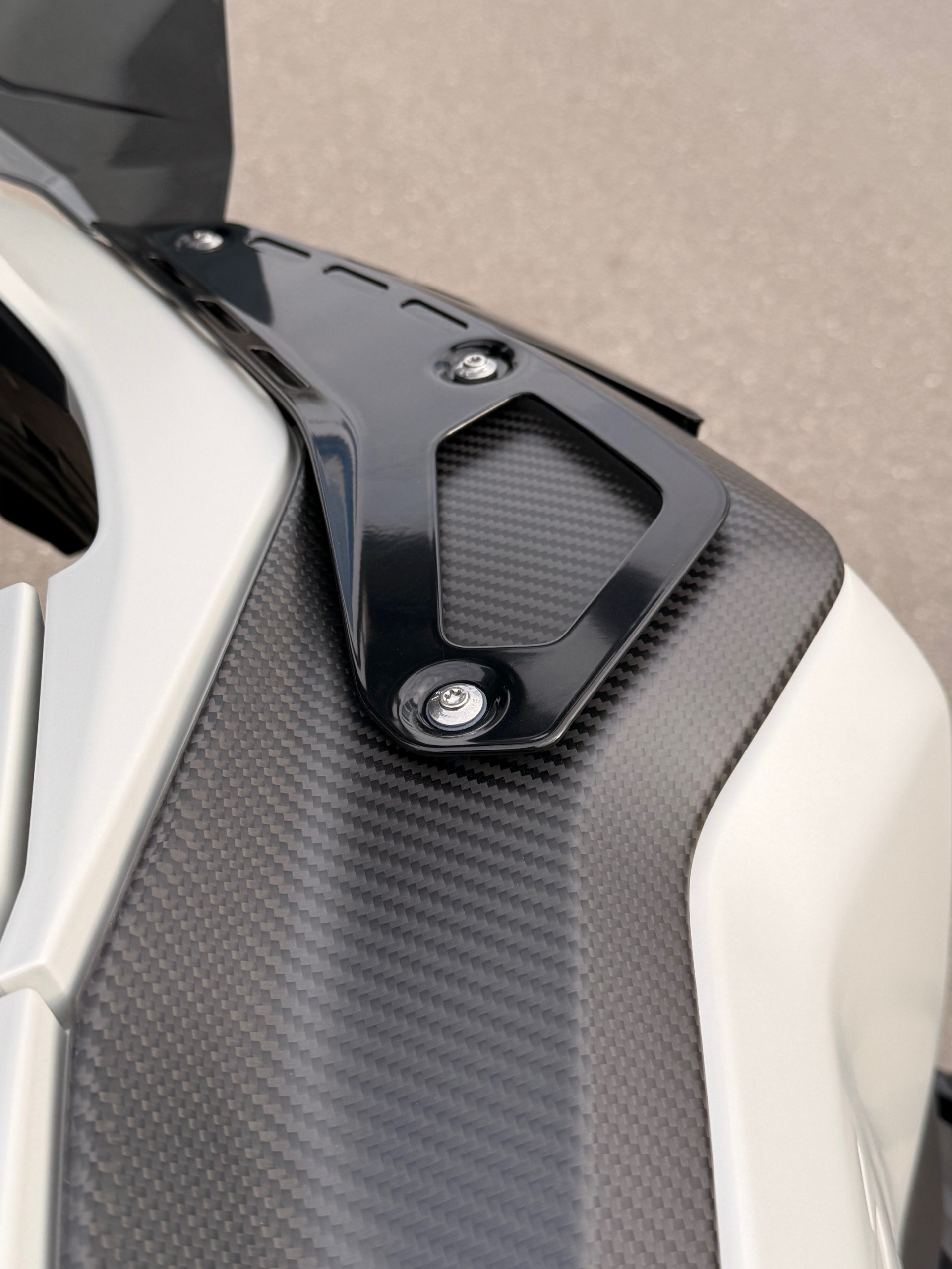BMW R 1300 GS Adventure HEDIN CUSTOMS "white Rino" -Boxer Deal-image-3