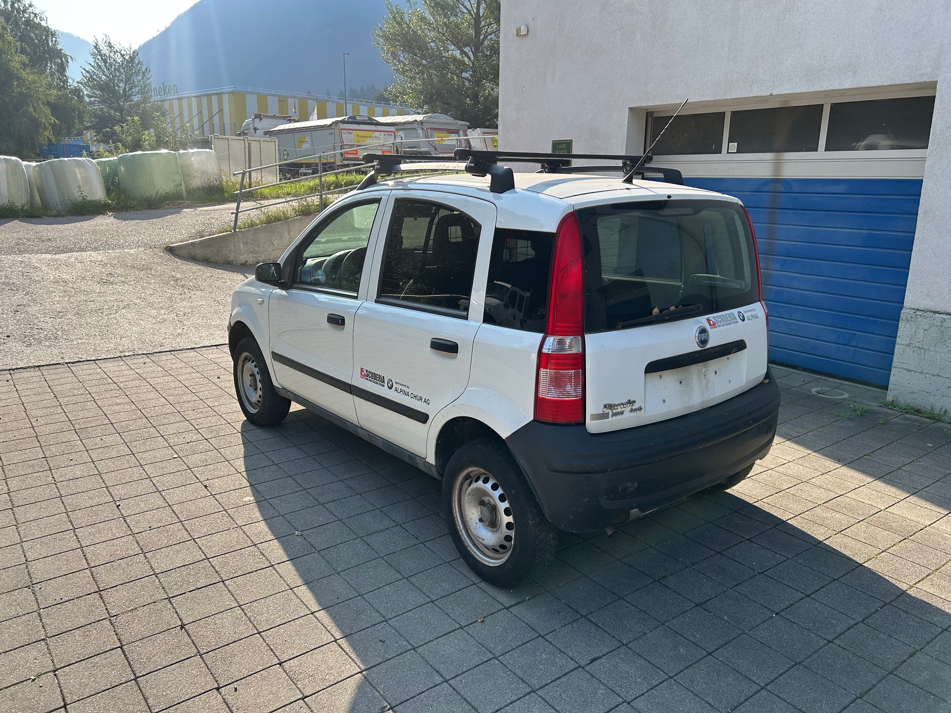FIAT Panda Van 1.2 Trekking 4x4-image-2