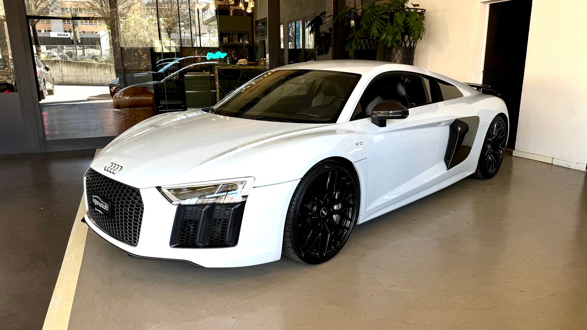 AUDI R8 Coupé 5.2 plus S-Tronic