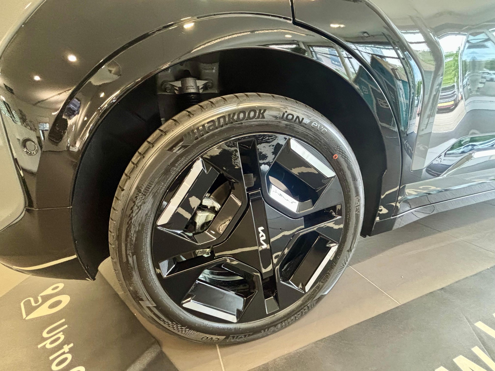 KIA EV3 81 kWh GT-Line-image-25
