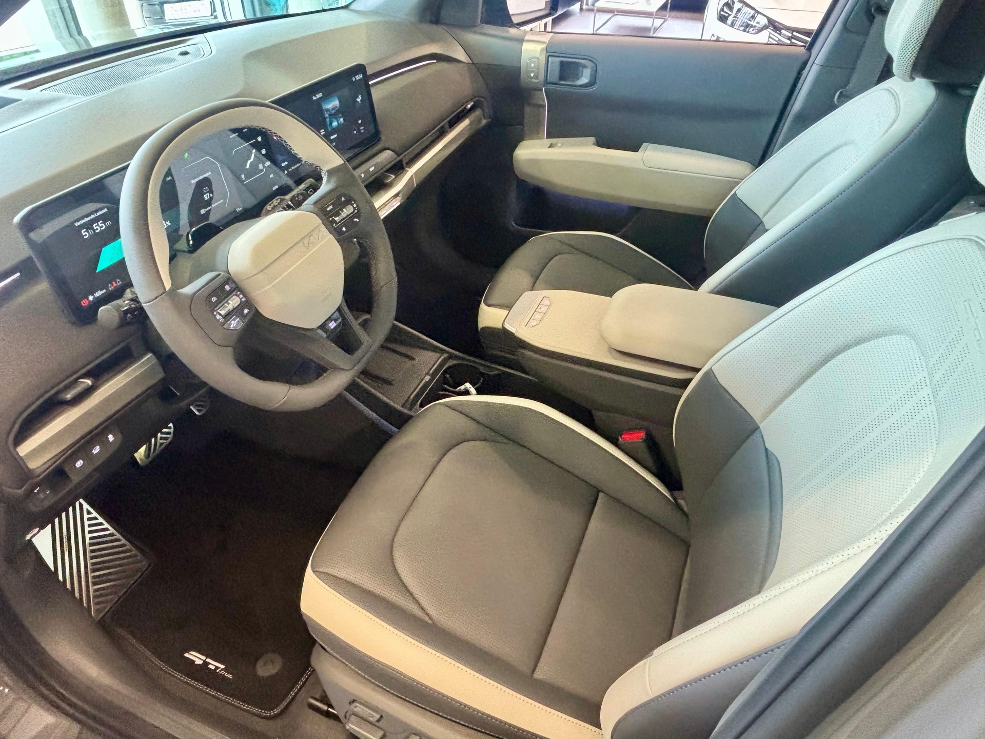 KIA EV3 81 kWh GT-Line-image-11