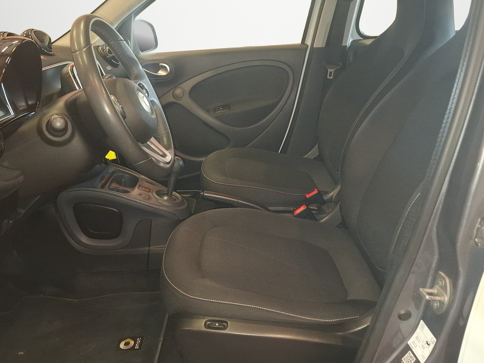 SMART forfour passion twinmatic-image-11
