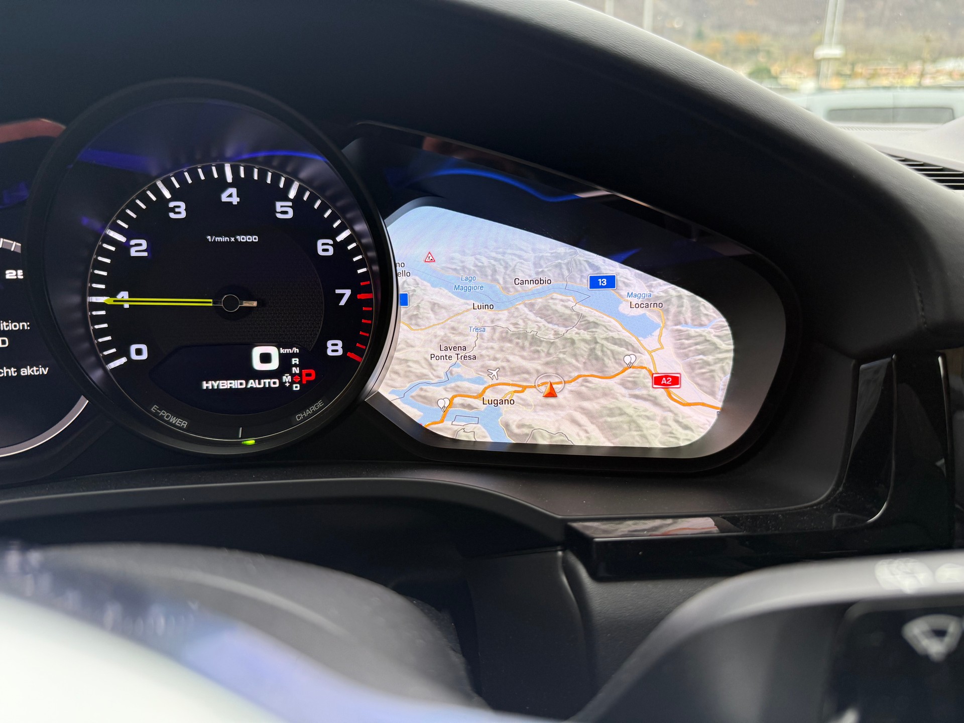 PORSCHE Cayenne E-Hybrid-image-12