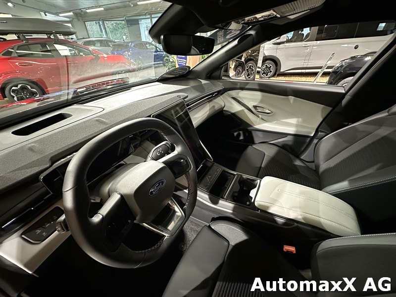 FORD Explorer Extended Range Premium AWD-image-9