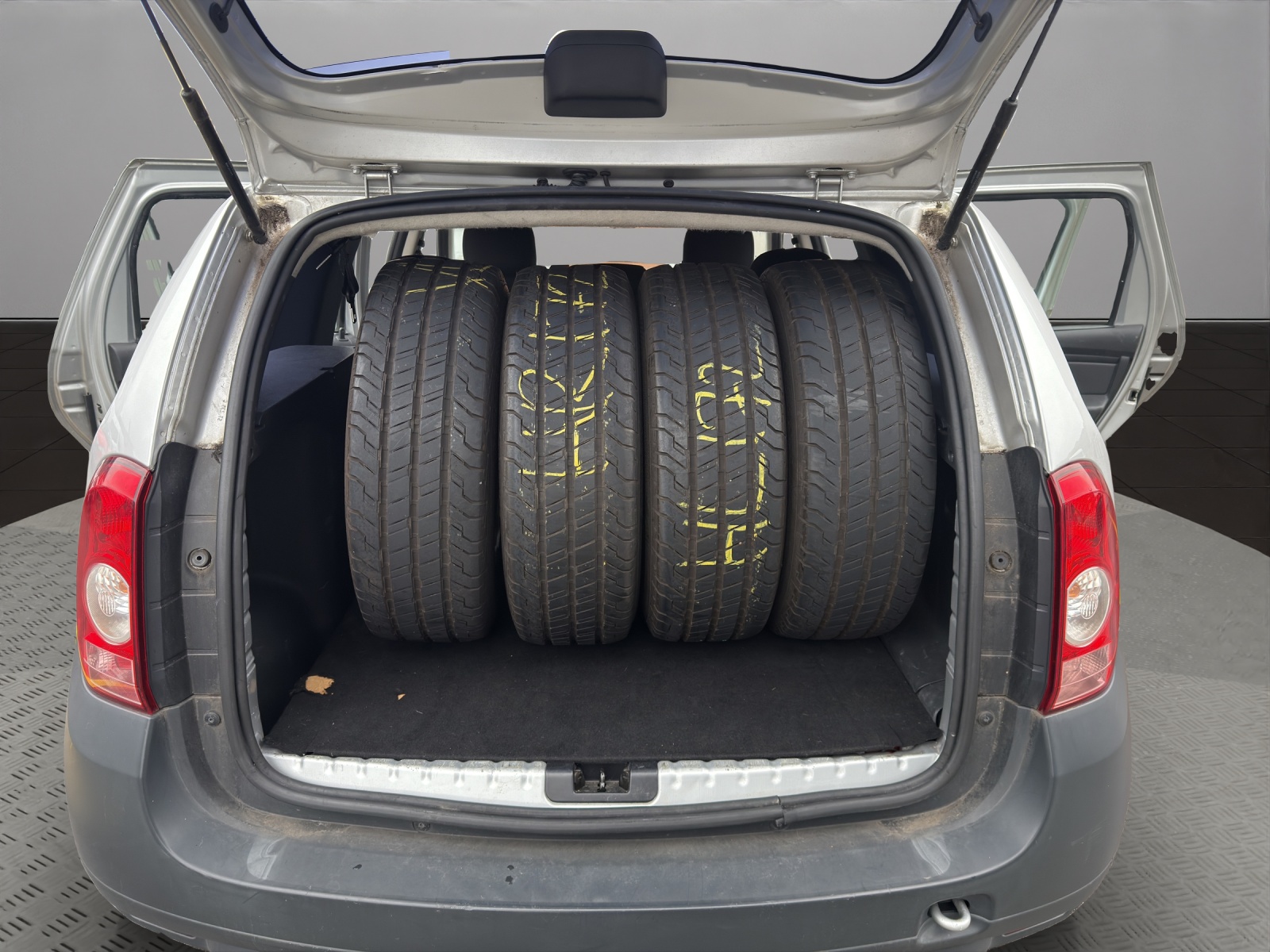DACIA Duster 1.6 4x4-image-18