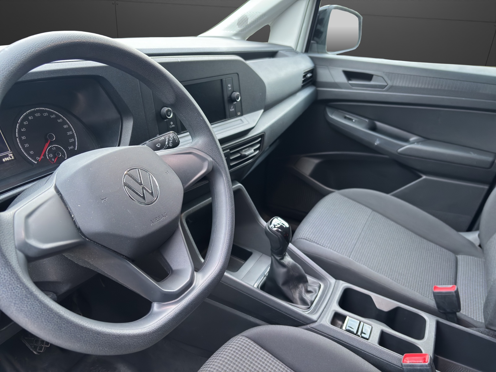VW Caddy Cargo 1.5 TSI Entry-showroom-element-3