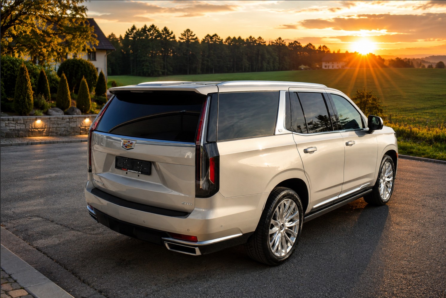 CADILLAC Premium Luxury-image-1