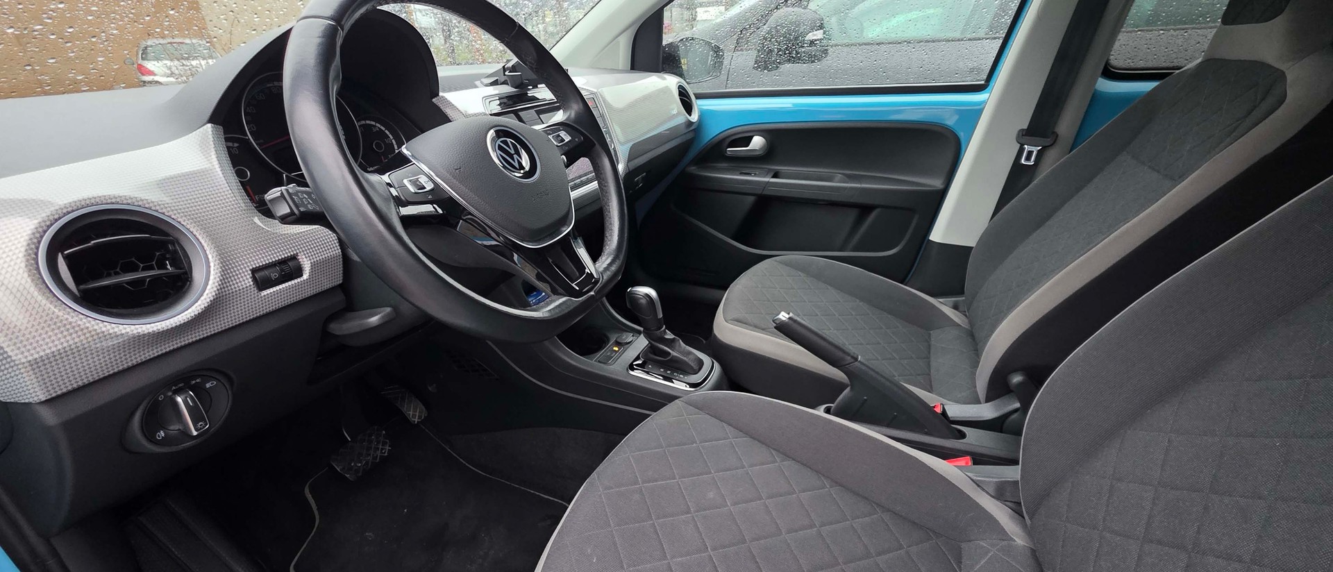 VW e-Up-image-8