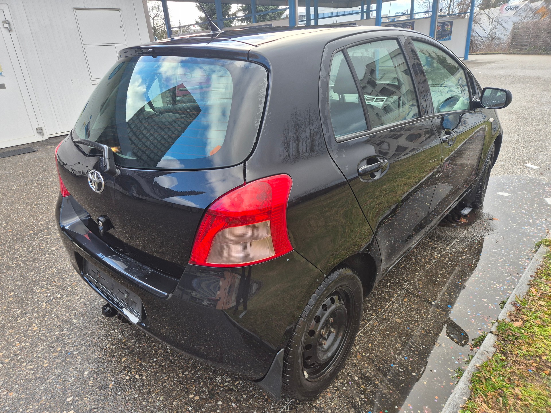 TOYOTA Yaris 1.3 Linea Sol-image-4