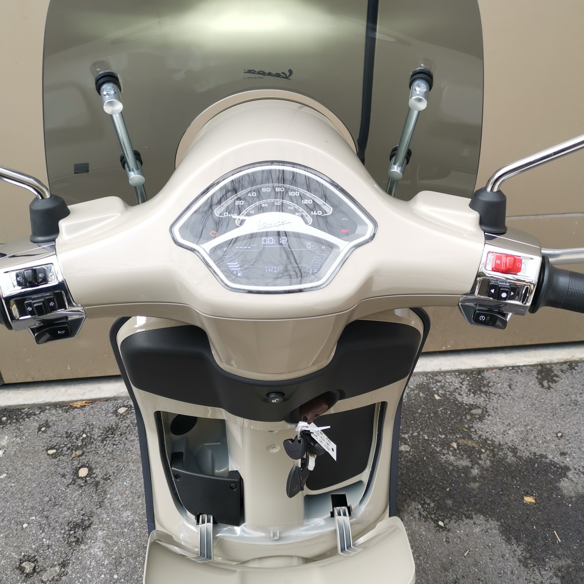 PIAGGIO Vespa 125 Primavera Sport Euro 5+-image-5