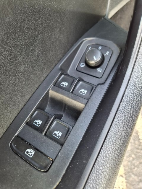 SKODA Kodiaq 2.0 TDI CR Style 4x4 DSG-image-8