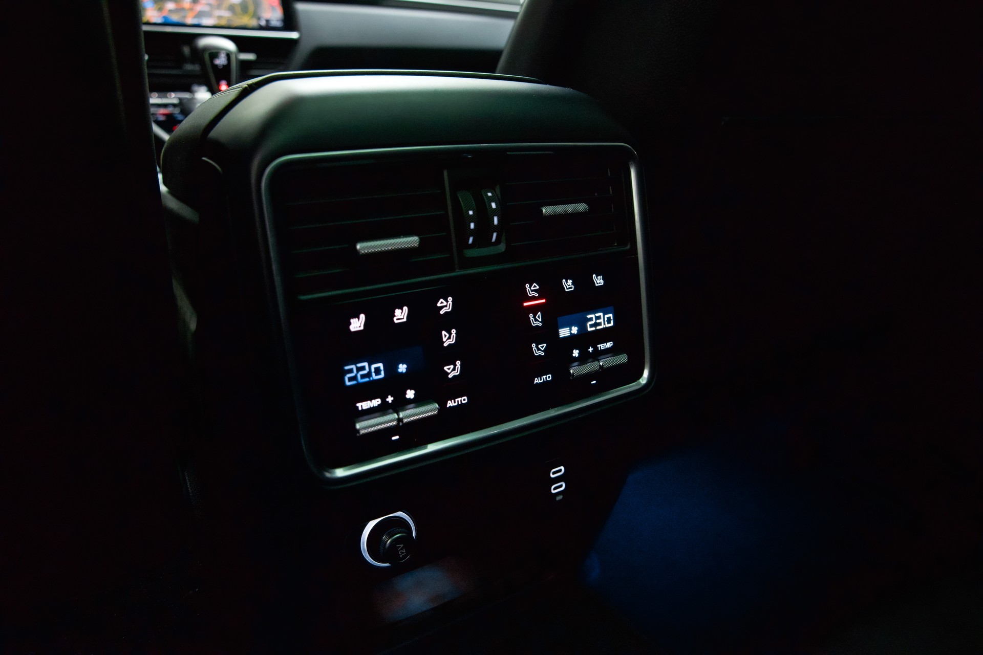 PORSCHE Cayenne E-Hybrid-image-22