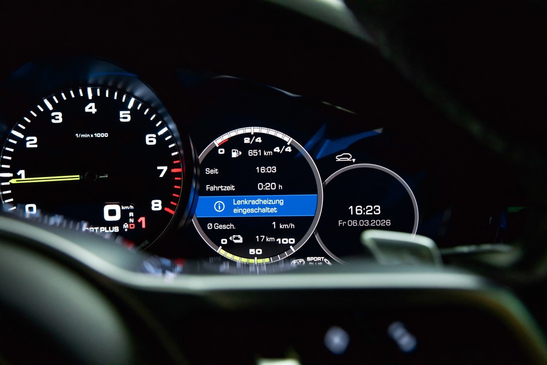 PORSCHE Cayenne E-Hybrid-image-28