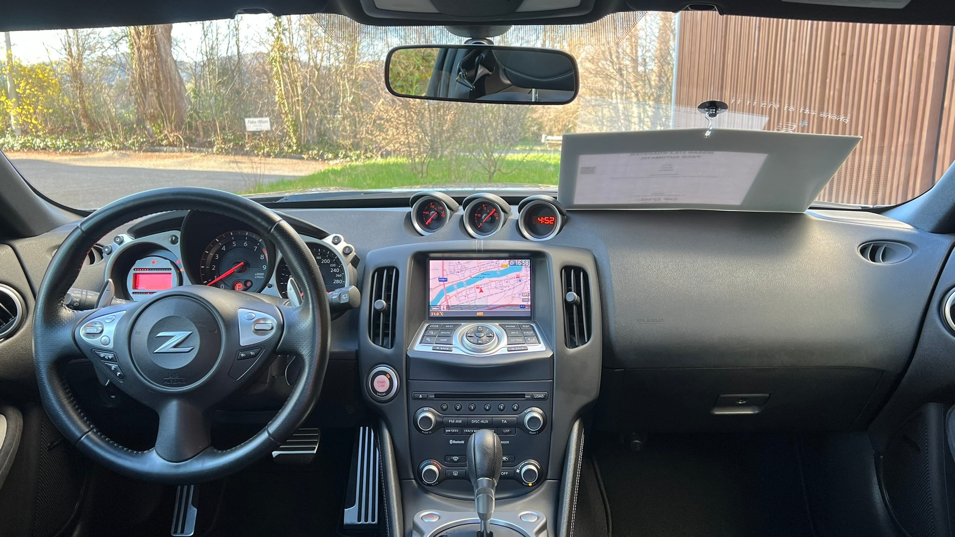 NISSAN 370 Z PACK AUTOMATIC l 330 PS-image-19