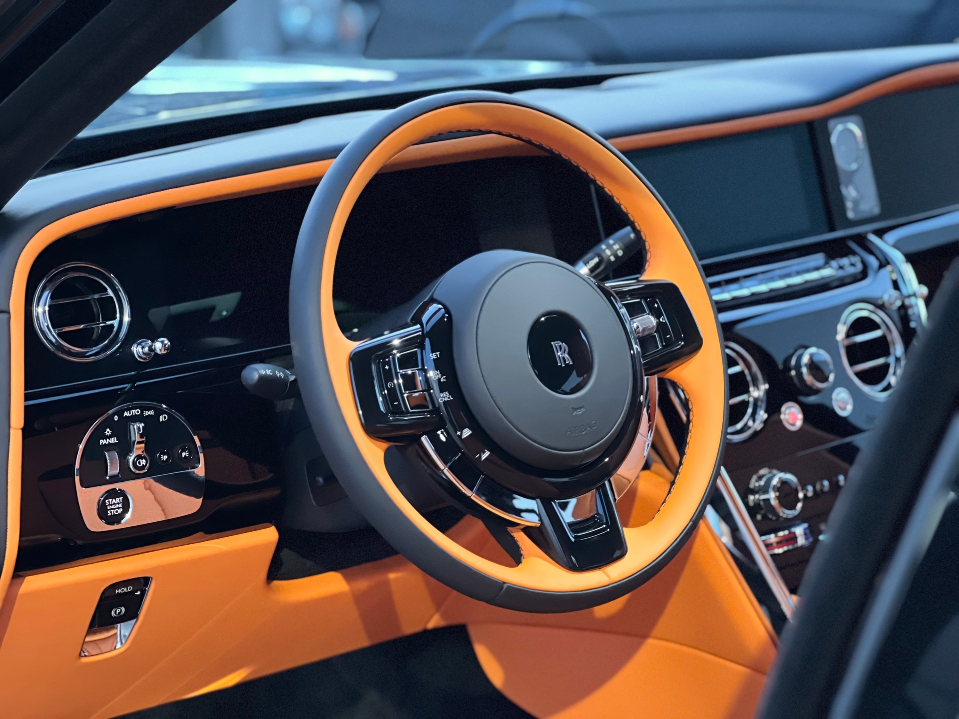 ROLLS-ROYCE Cullinan 6.7 V12-image-9
