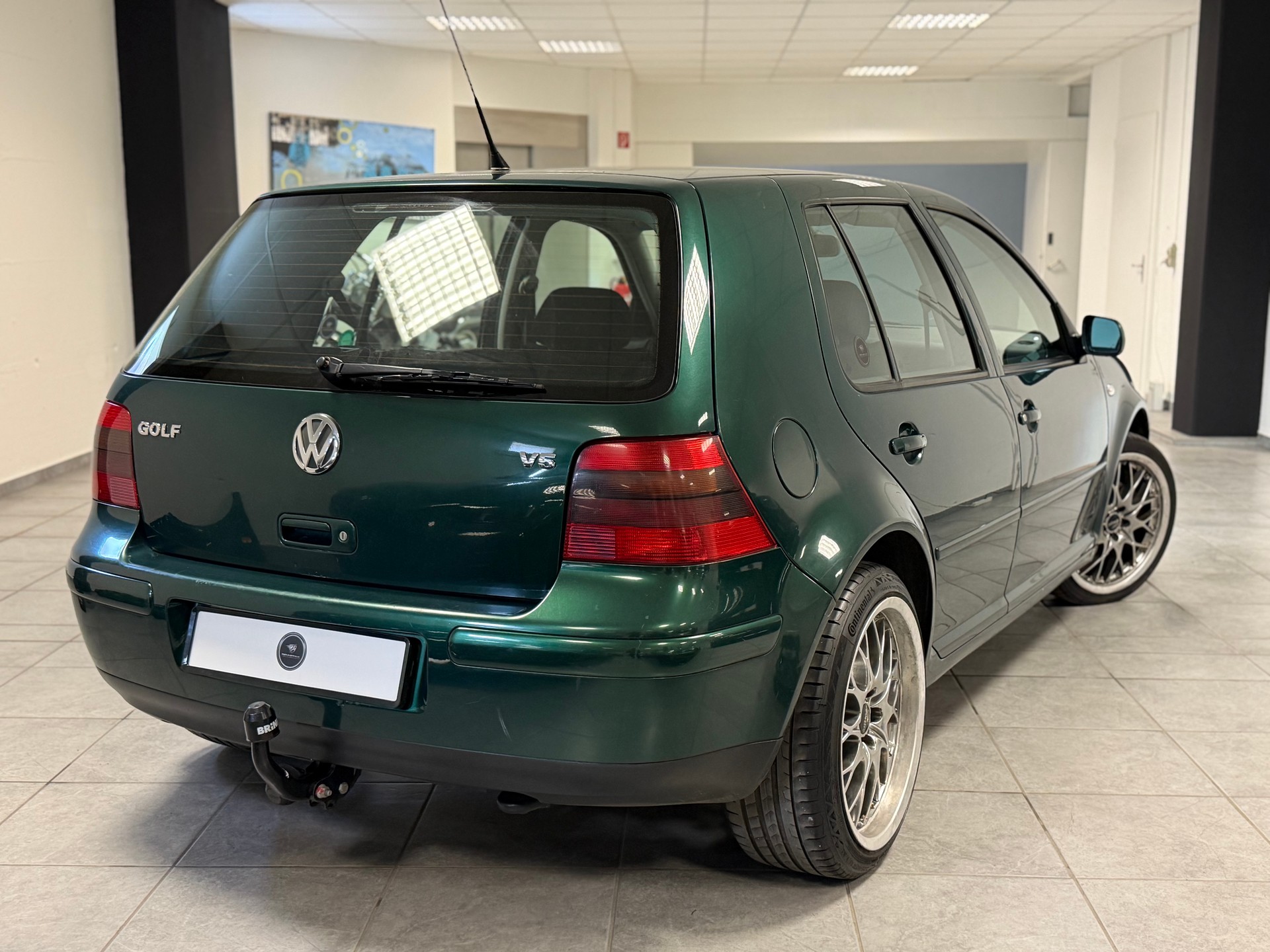 VW Golf 2.3 V5 GTI-image-10