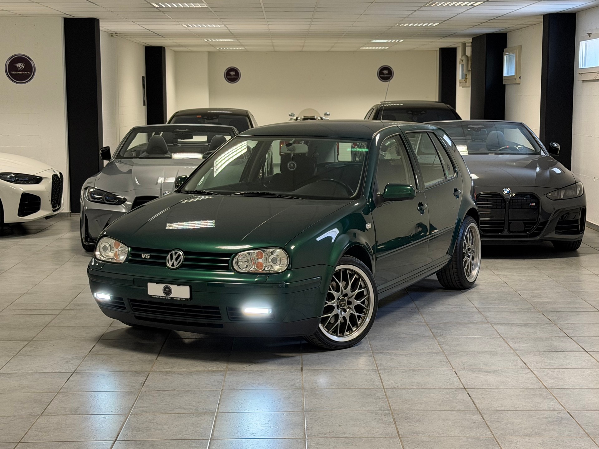VW Golf 2.3 V5 GTI-showroom-element-1