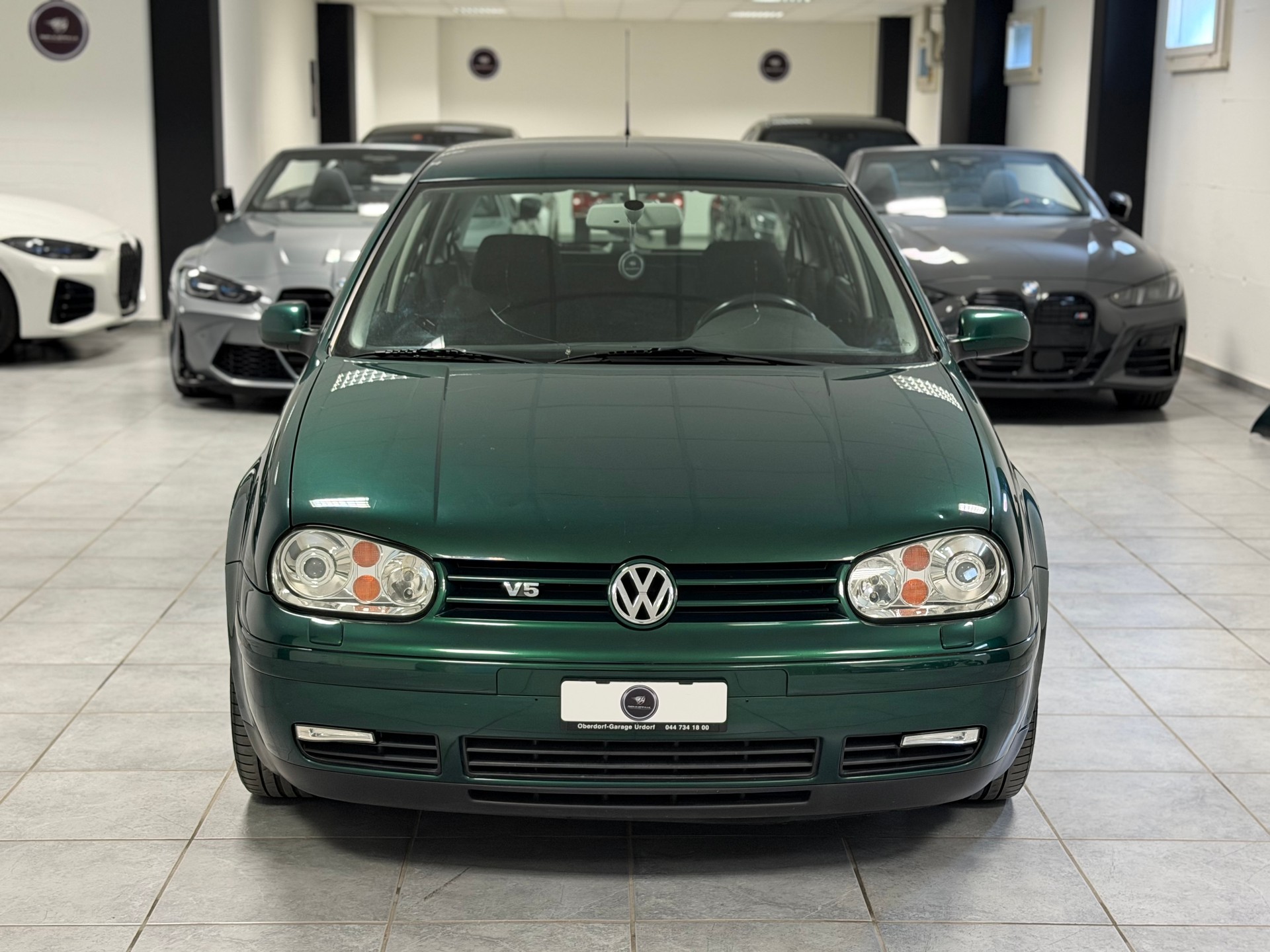 VW Golf 2.3 V5 GTI-showroom-element-2