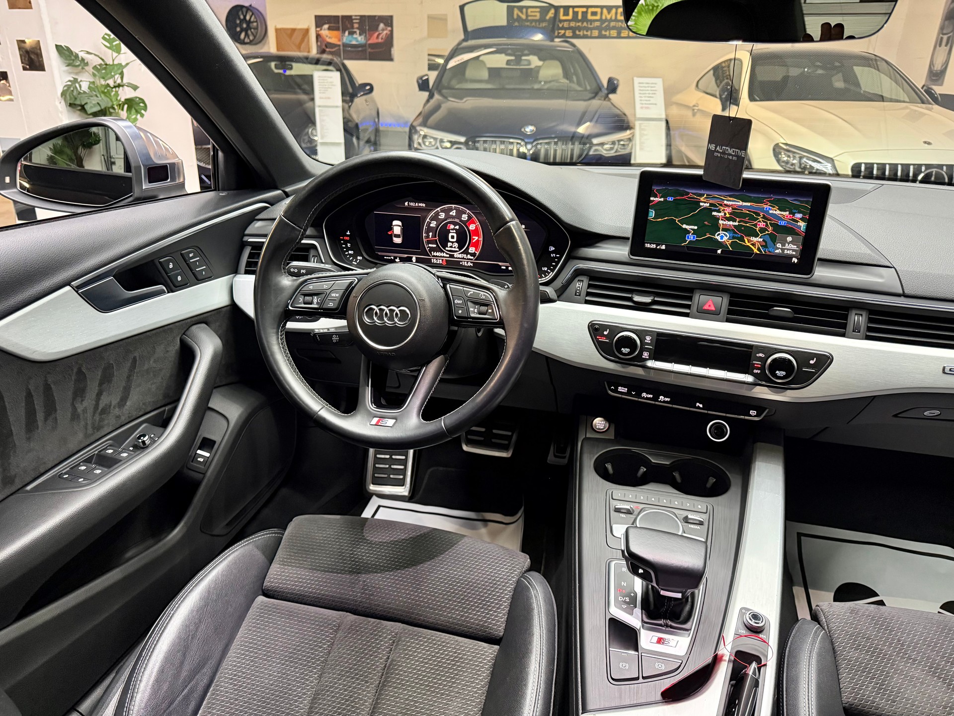 AUDI S4 Limousine 3.0 TFSI quattro tiptronic-image-10