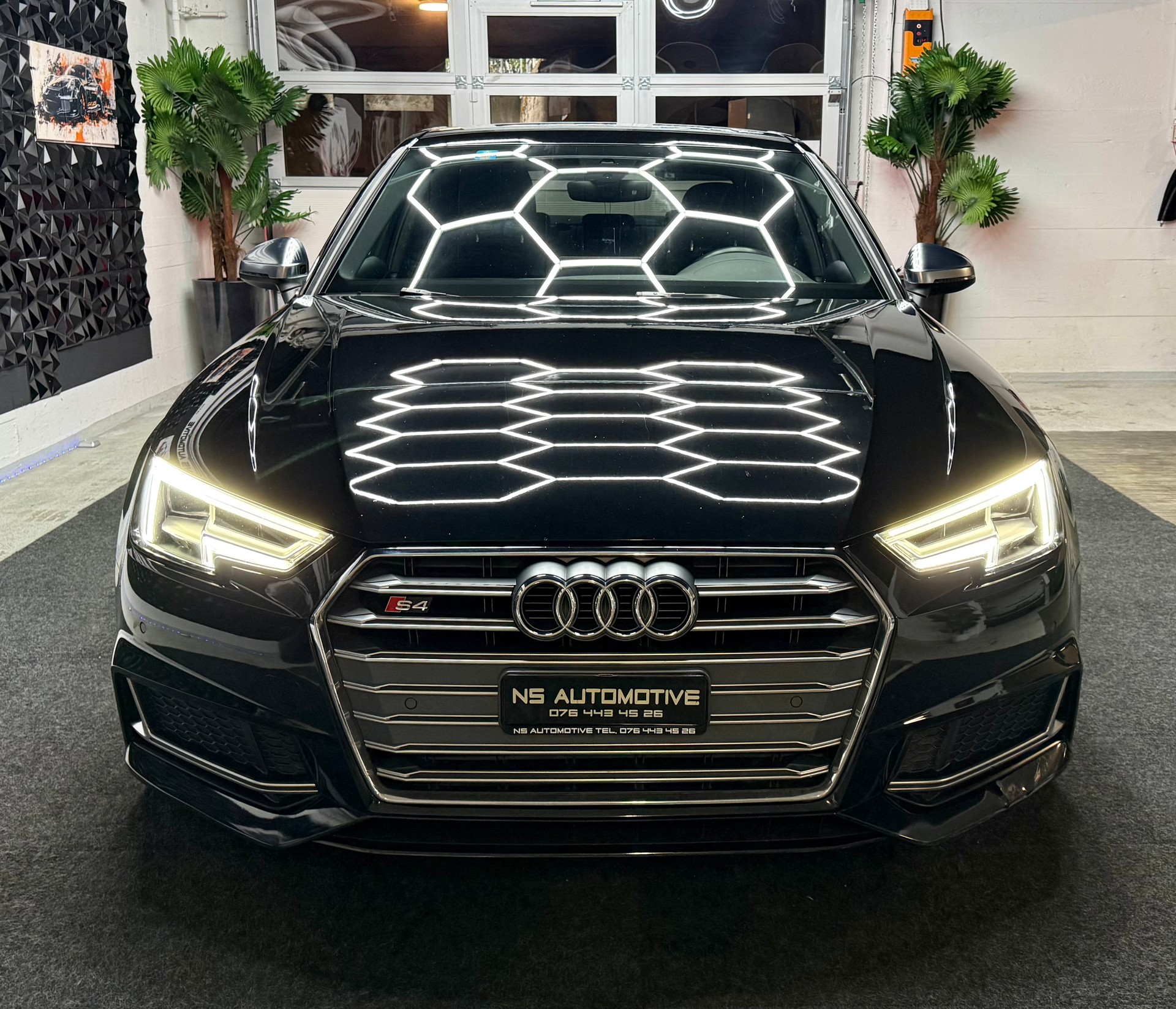 AUDI S4 Limousine 3.0 TFSI quattro tiptronic-showroom-element-1