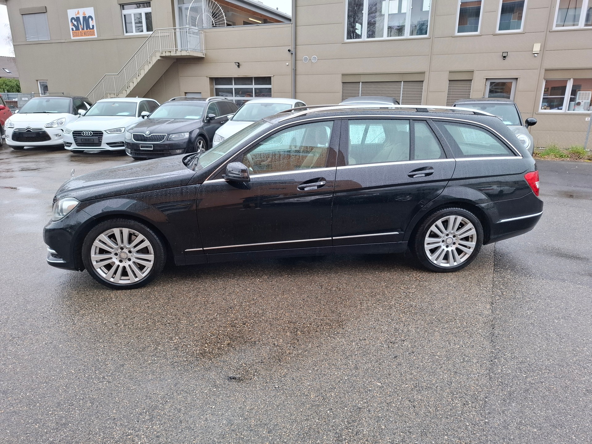 MERCEDES-BENZ C 300 CDI Elégance 4Matic 7G-Tronic-image-4