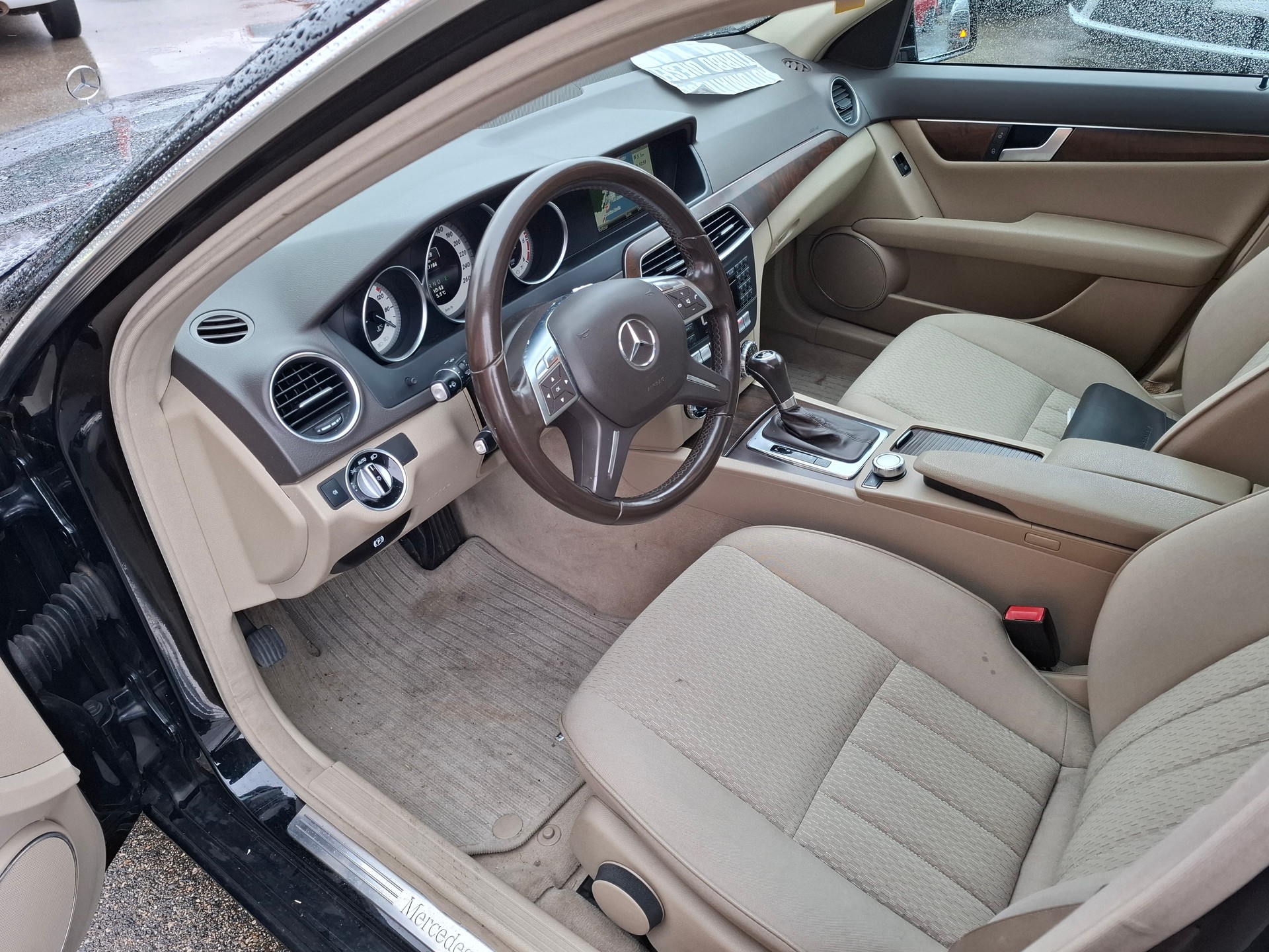 MERCEDES-BENZ C 300 CDI Elégance 4Matic 7G-Tronic-image-7