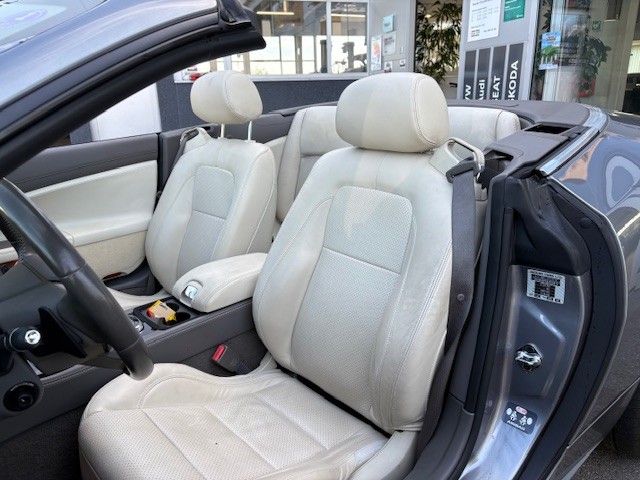 JAGUAR XK Convertible 5.0 V8-image-10